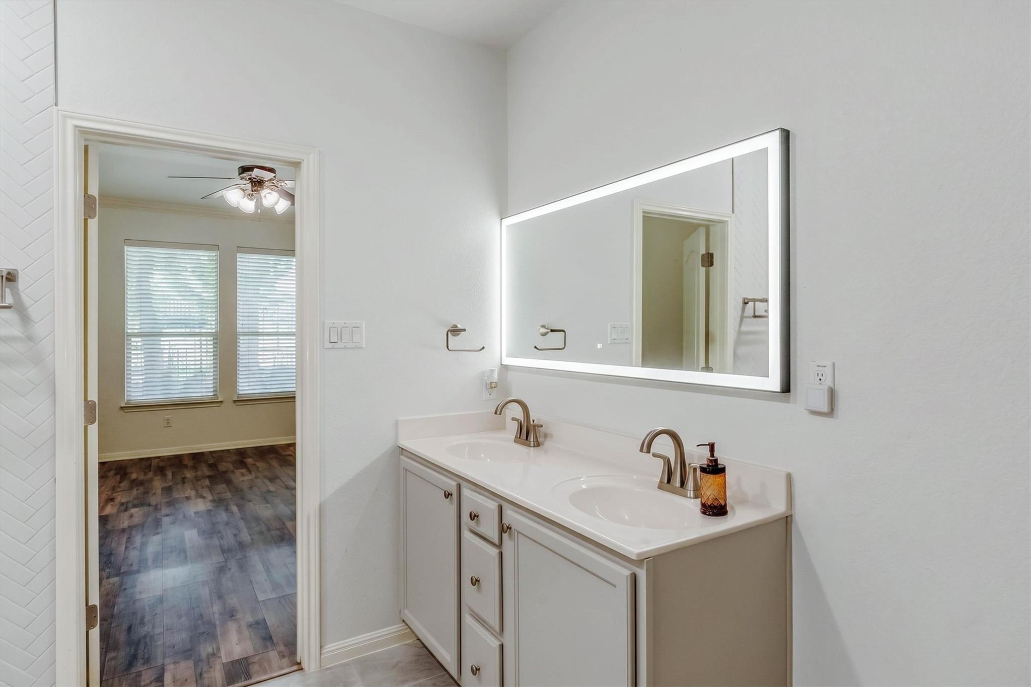 7320 Colina Vista Loop #b Property Photo 17