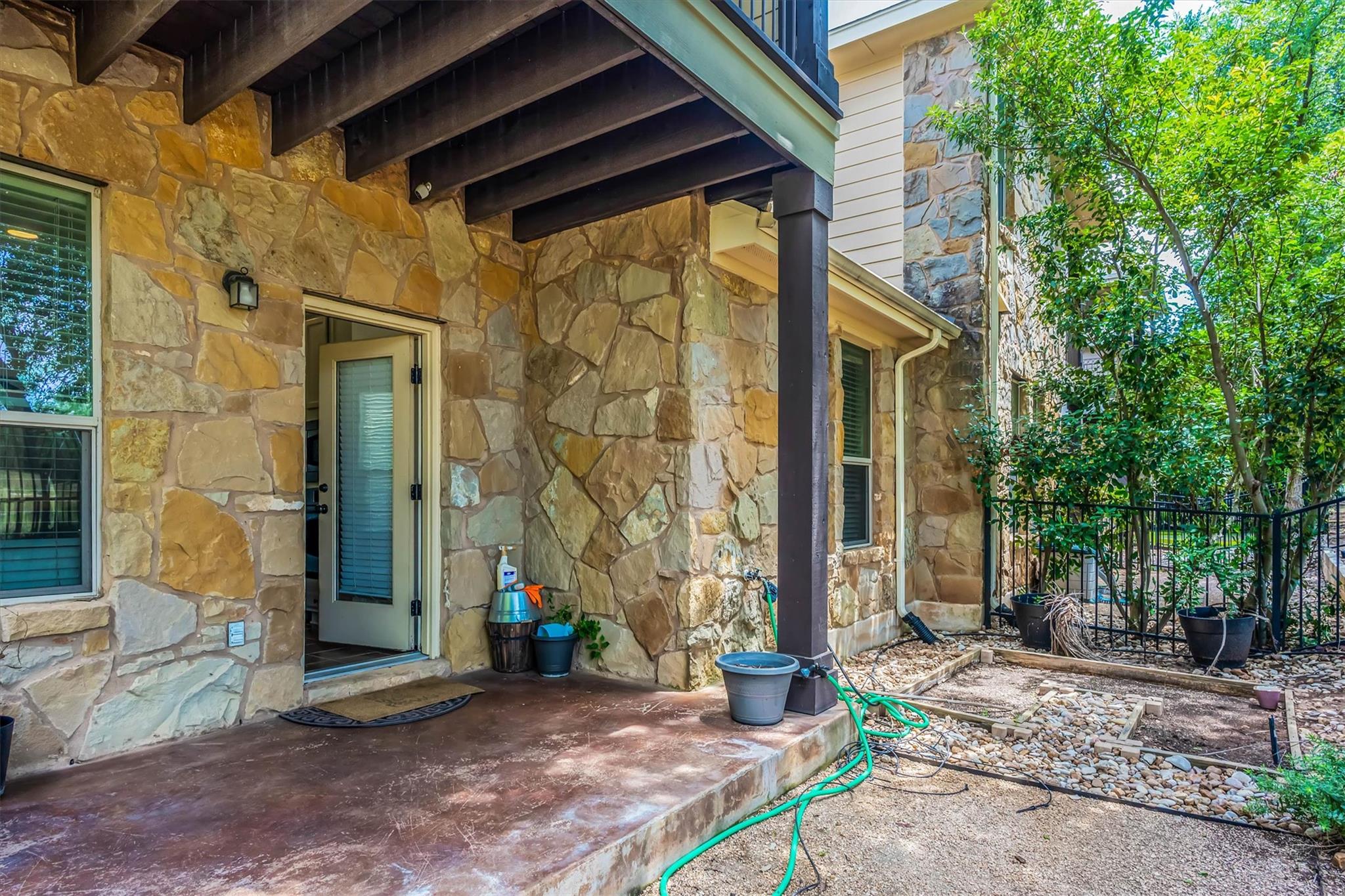 7320 Colina Vista Loop #b Property Photo 37