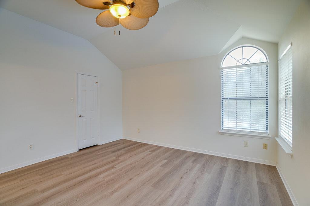 8625 Ephraim Rd Property Photo 11