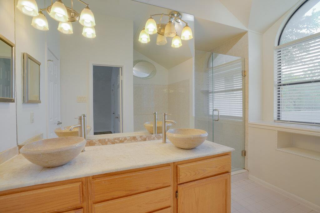 8625 Ephraim Rd Property Photo 13