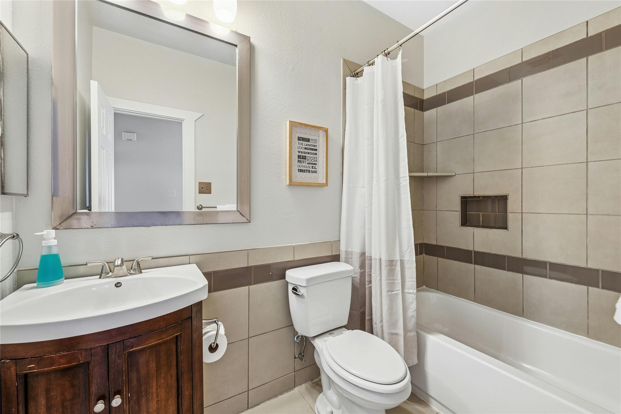 700 Clearview Cir Property Photo 20