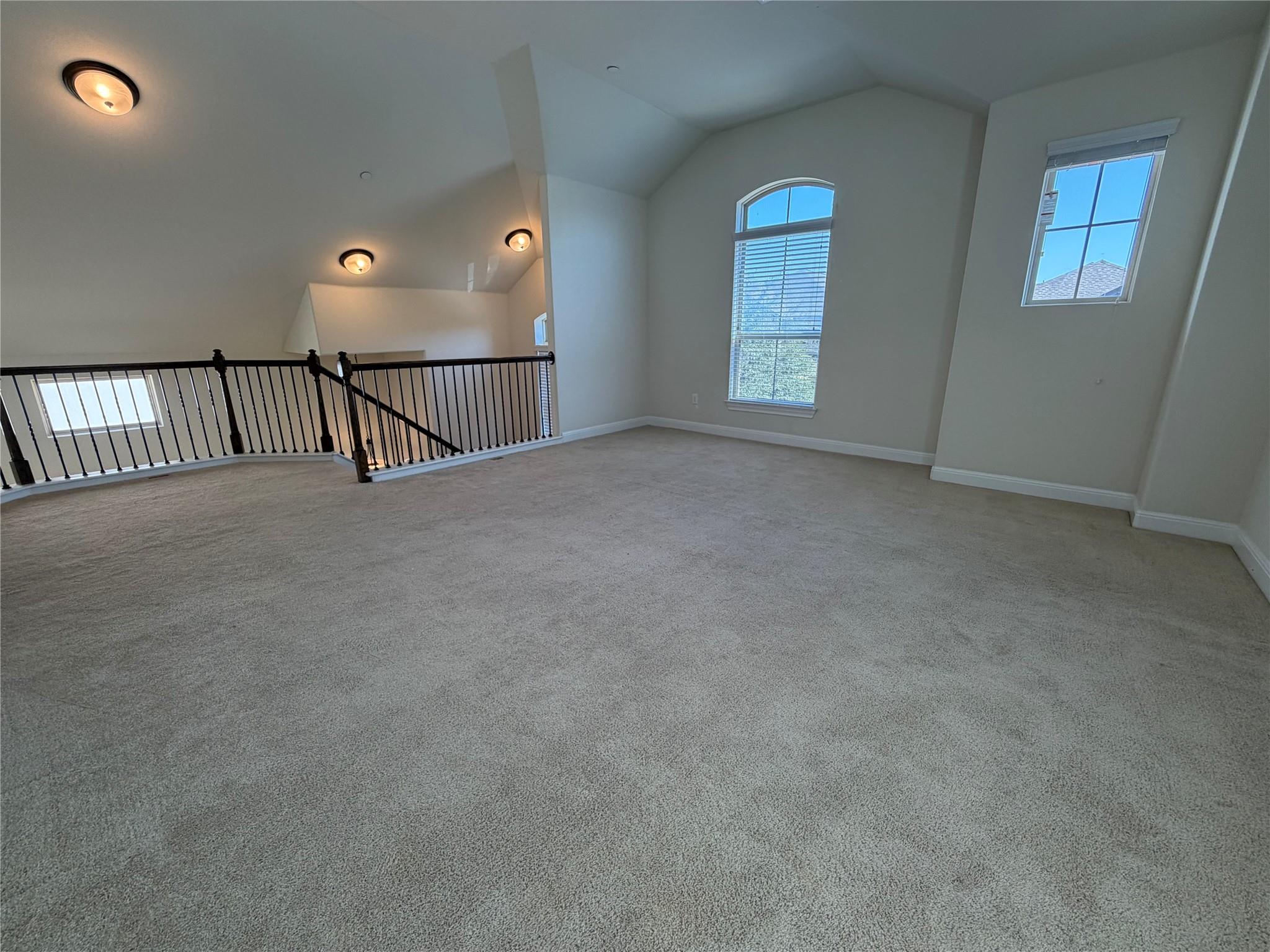 3240 E Whitestone Blvd #81 Property Photo 9