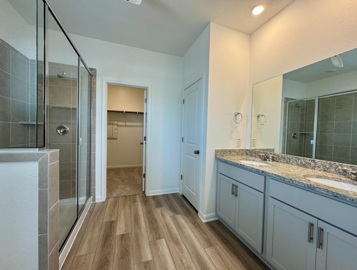5821 Jennifer Pasture Path Property Photo 4