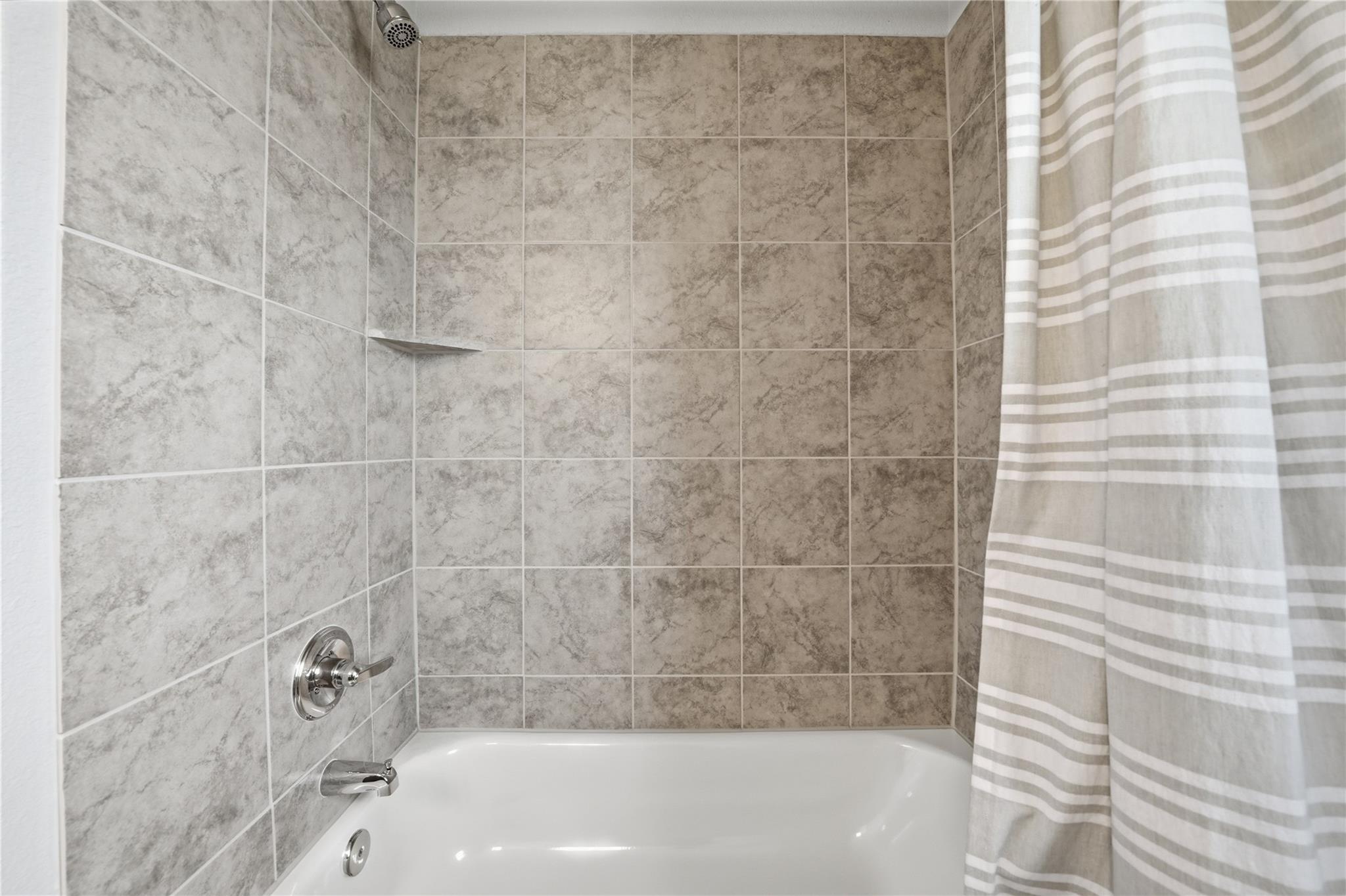 641 Running Creek Dr Property Photo 26
