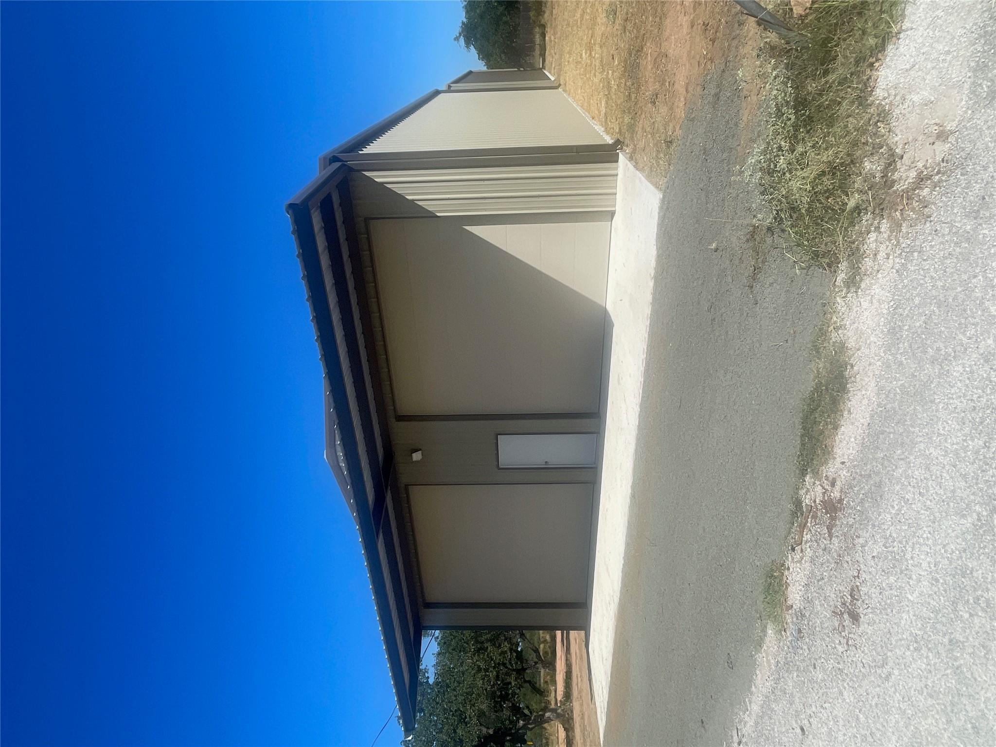 3923 Pansy None Property Photo 2