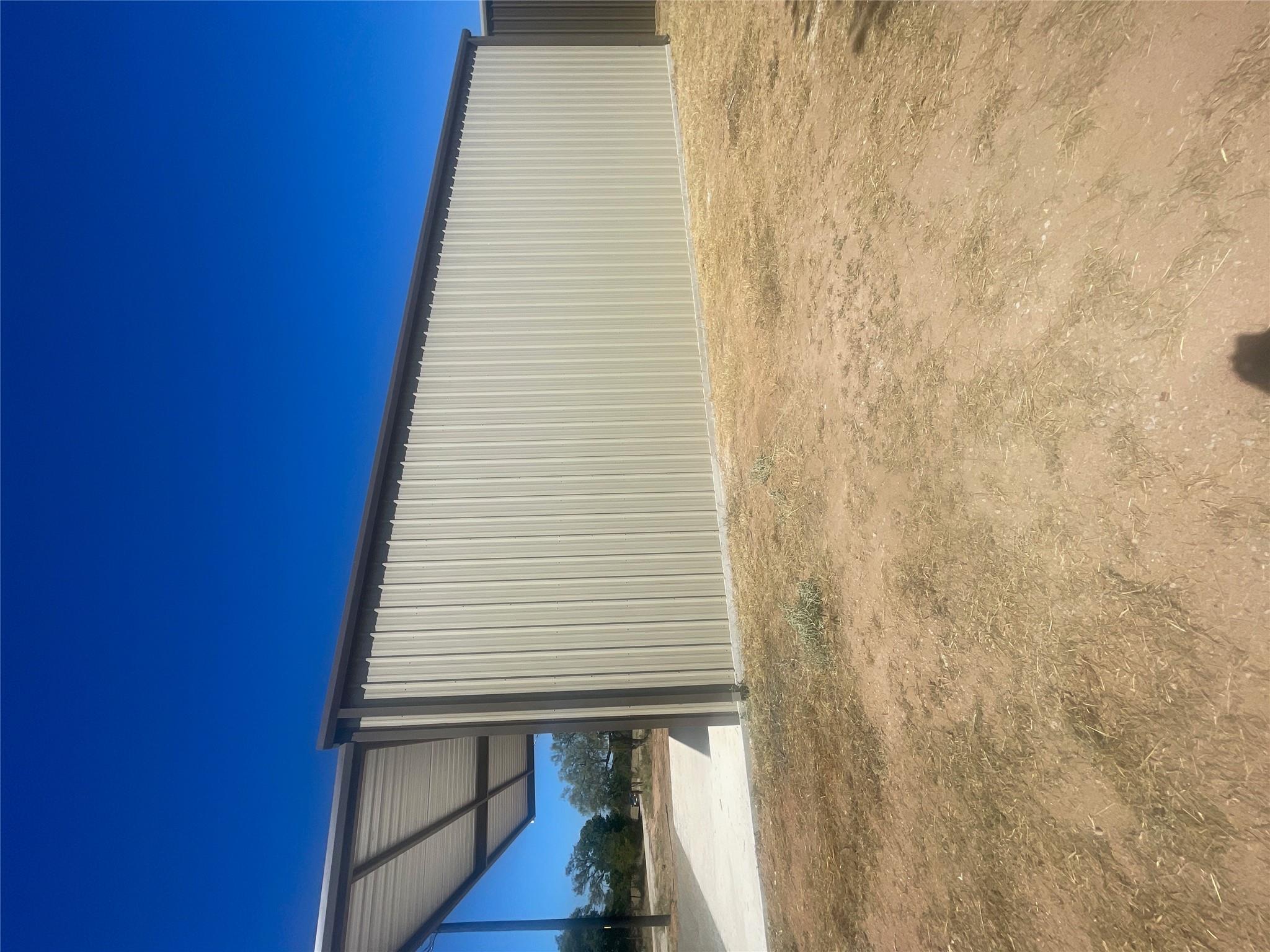 3923 Pansy None Property Photo 4