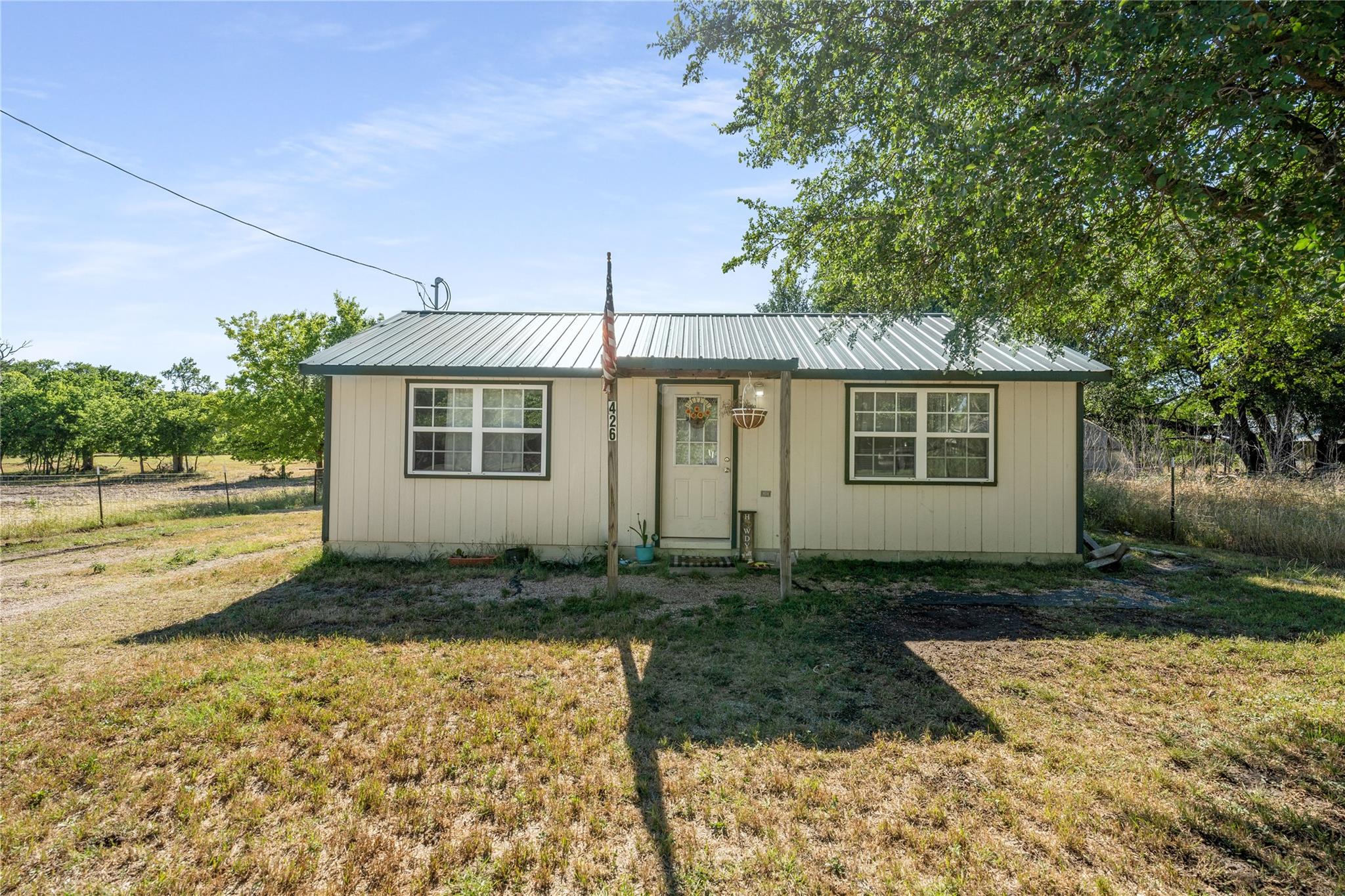426 S Wilson Vly Property Photo 6