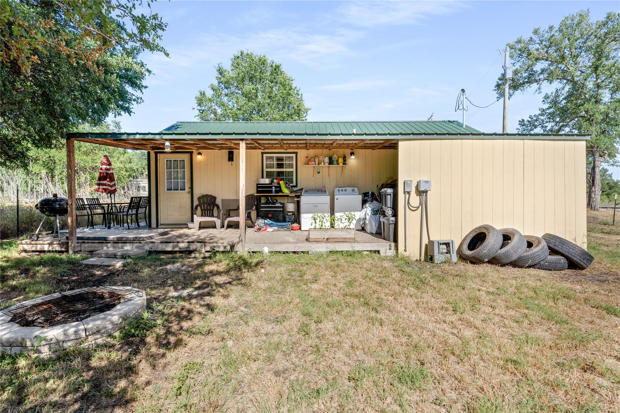 426 S Wilson Vly Property Photo 8