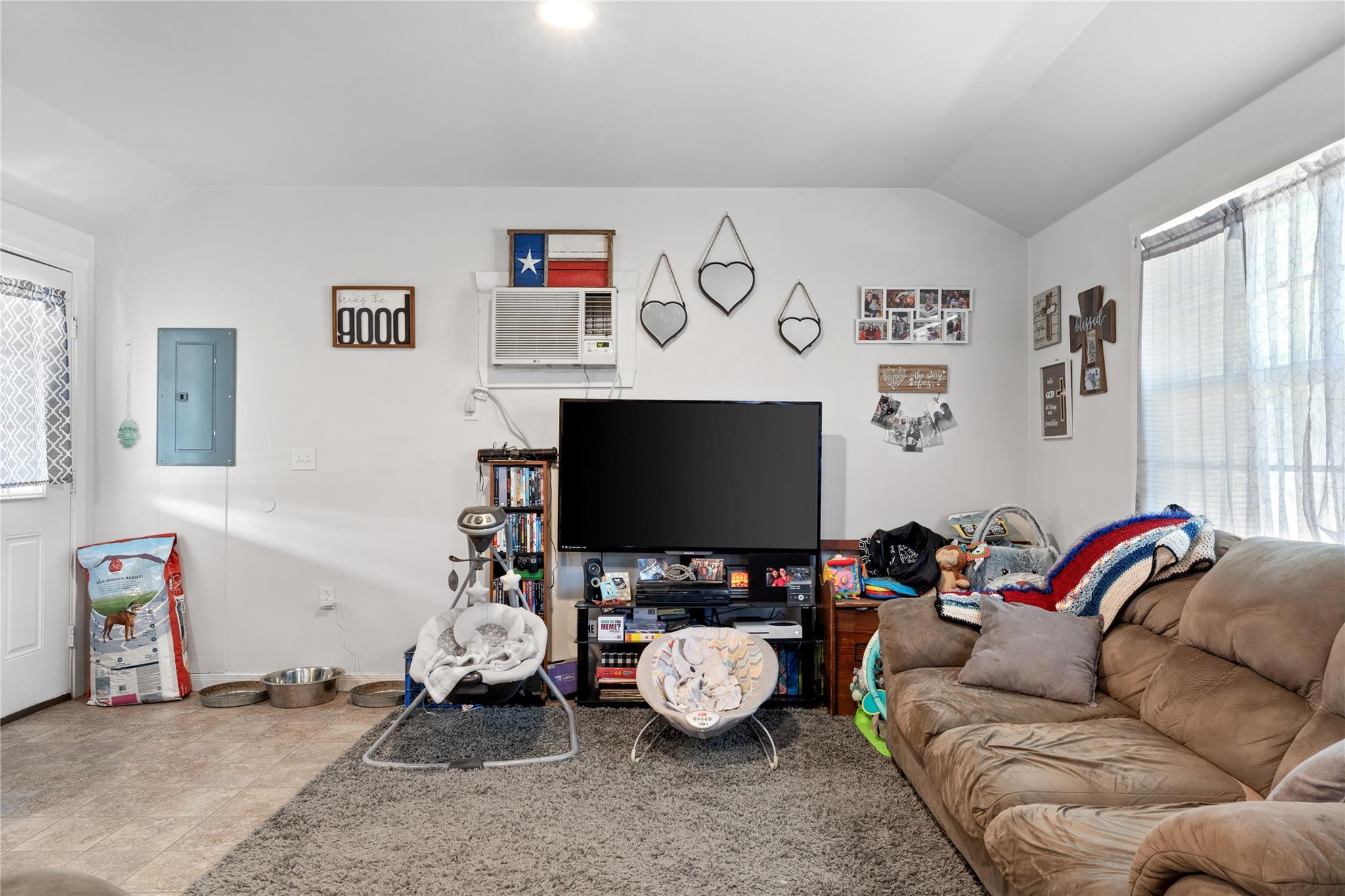 426 S Wilson Vly Property Photo 13