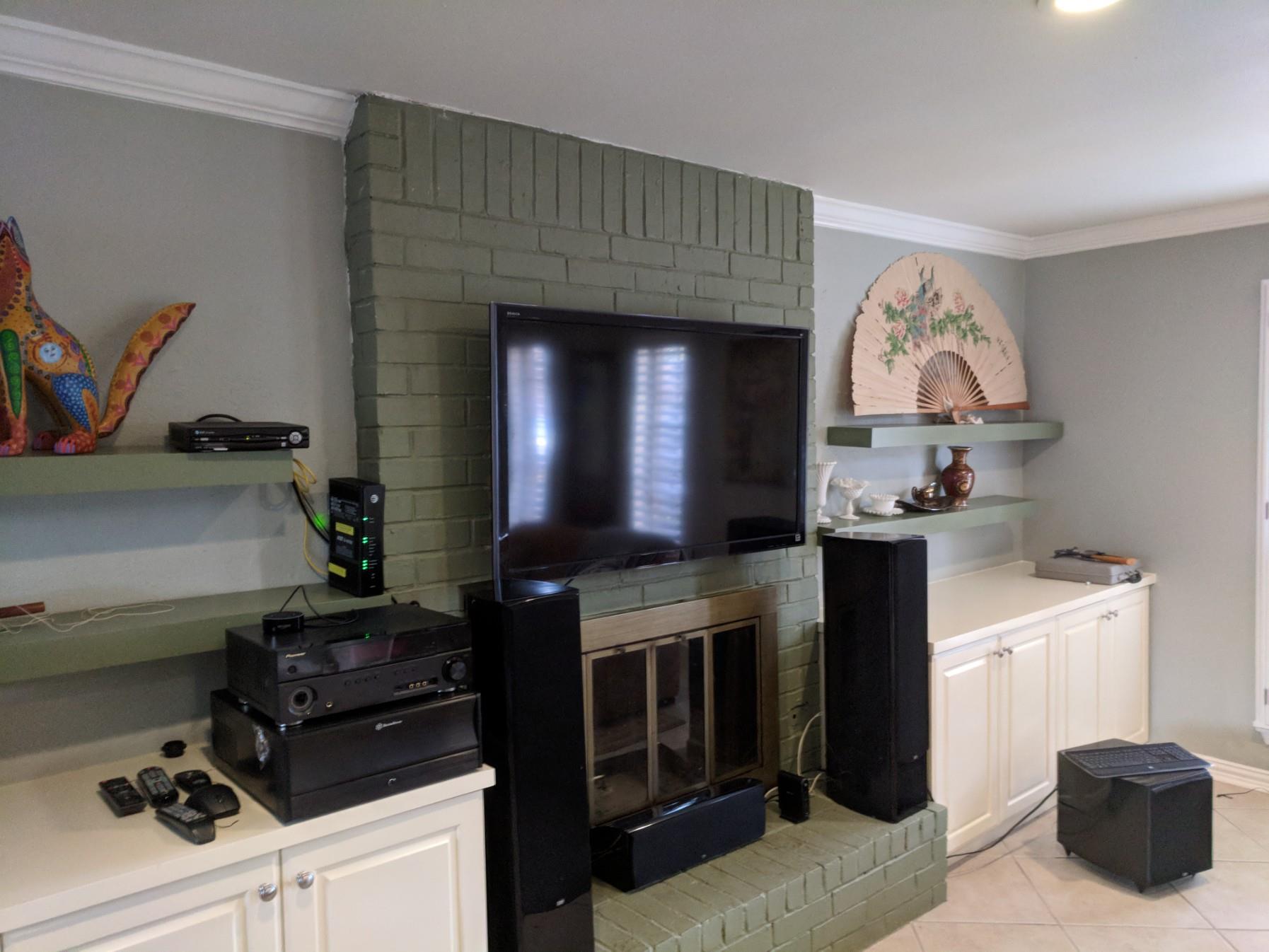8415 Loralinda Dr Property Photo 3