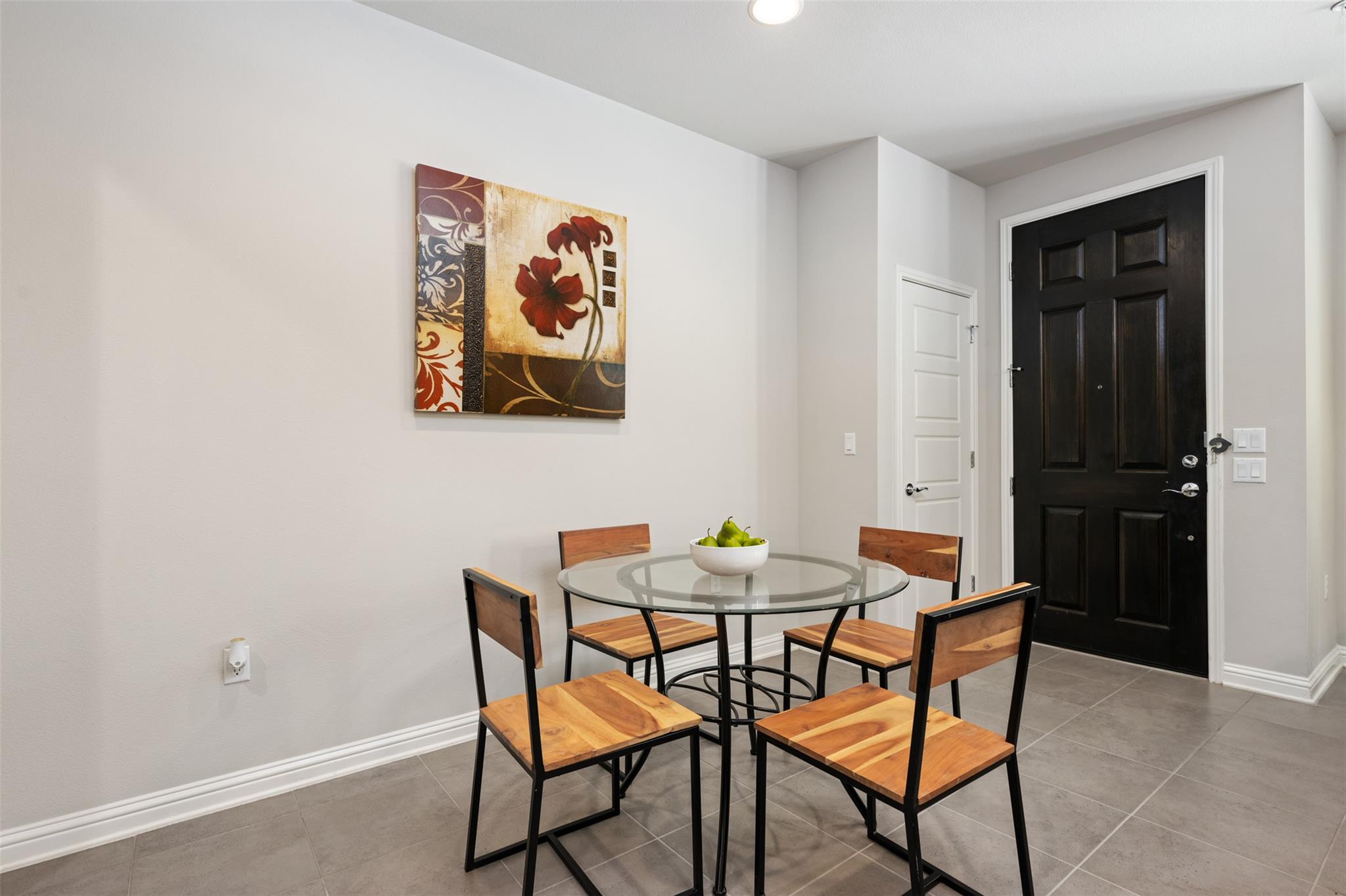 13800 Lyndhurst St #222 Property Photo 6