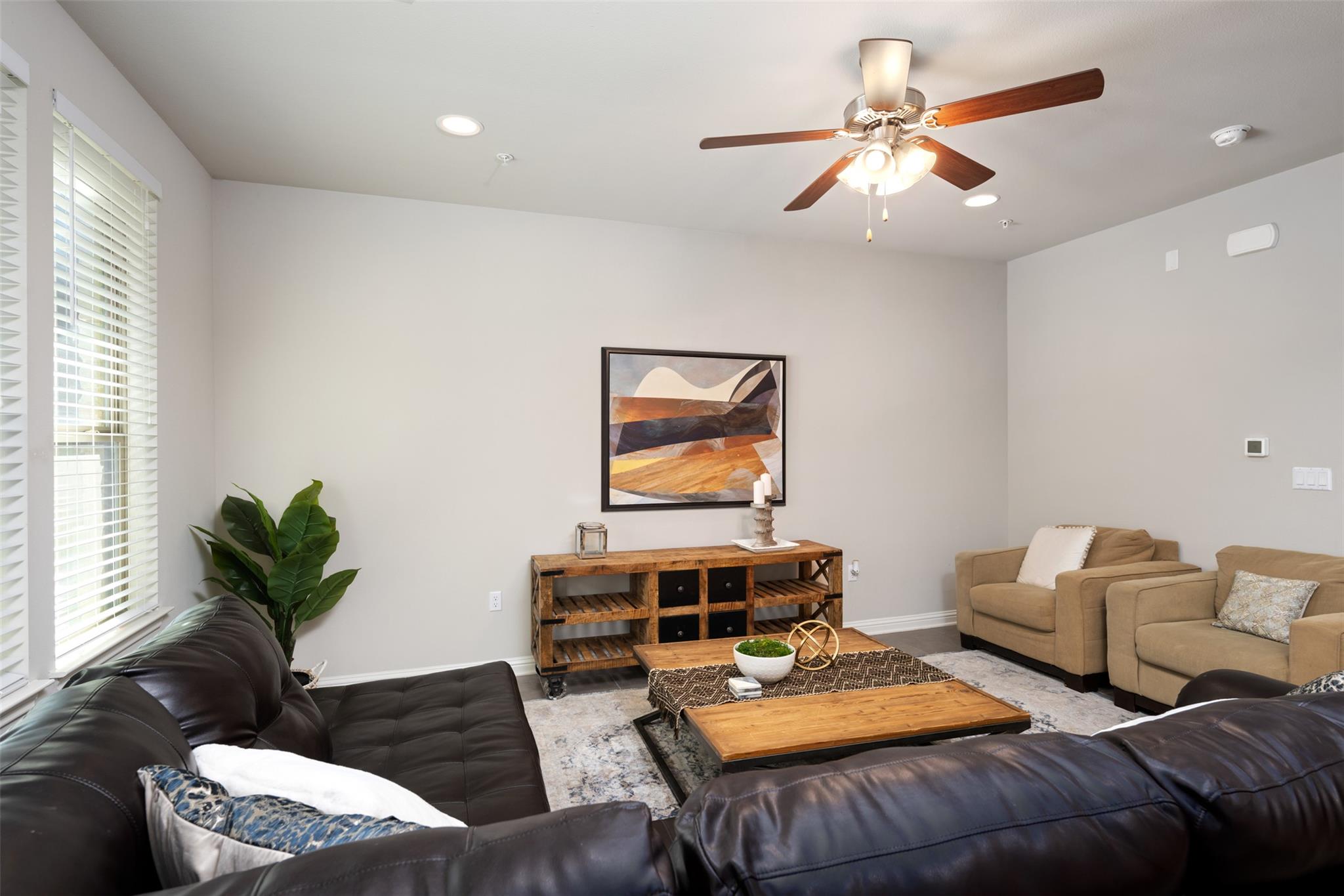 13800 Lyndhurst St #222 Property Photo 8