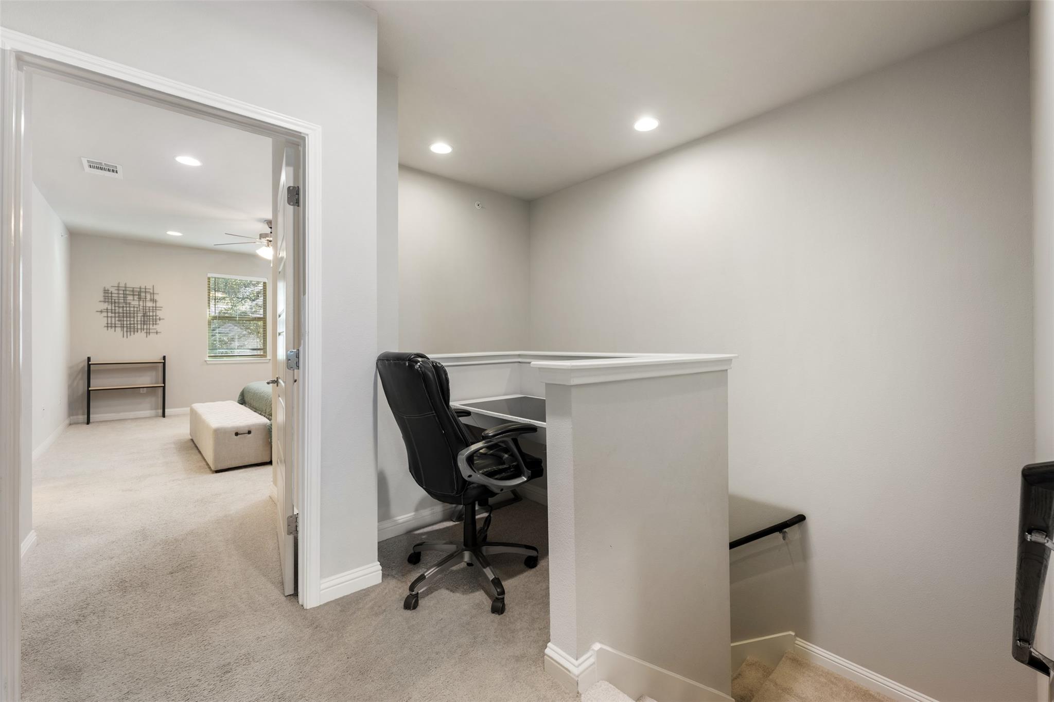 13800 Lyndhurst St #222 Property Photo 17