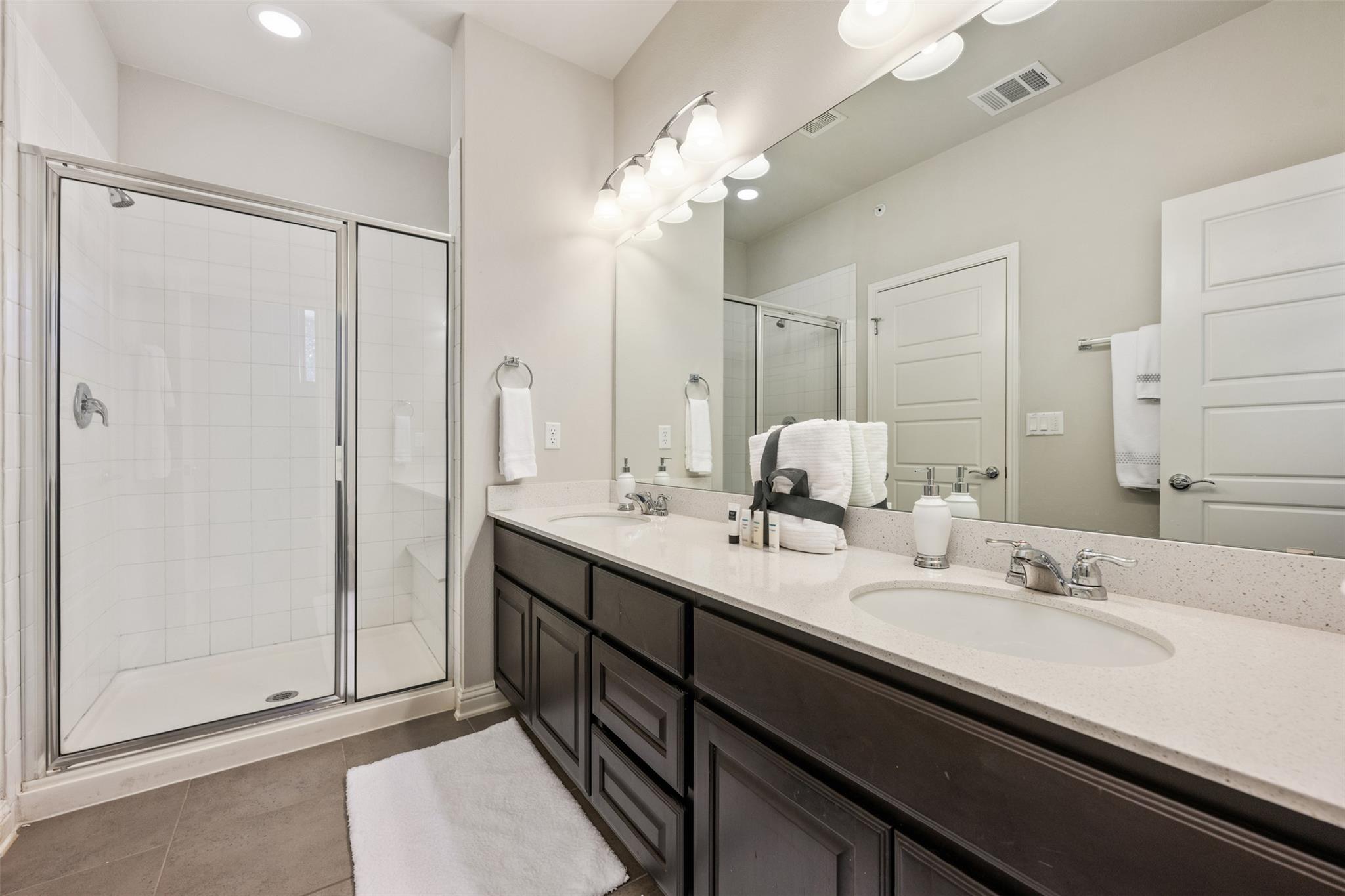 13800 Lyndhurst St #222 Property Photo 22