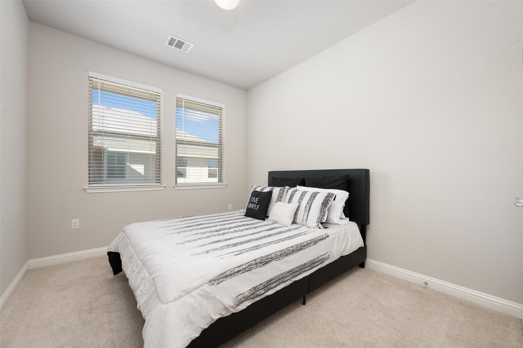 13800 Lyndhurst St #222 Property Photo 24