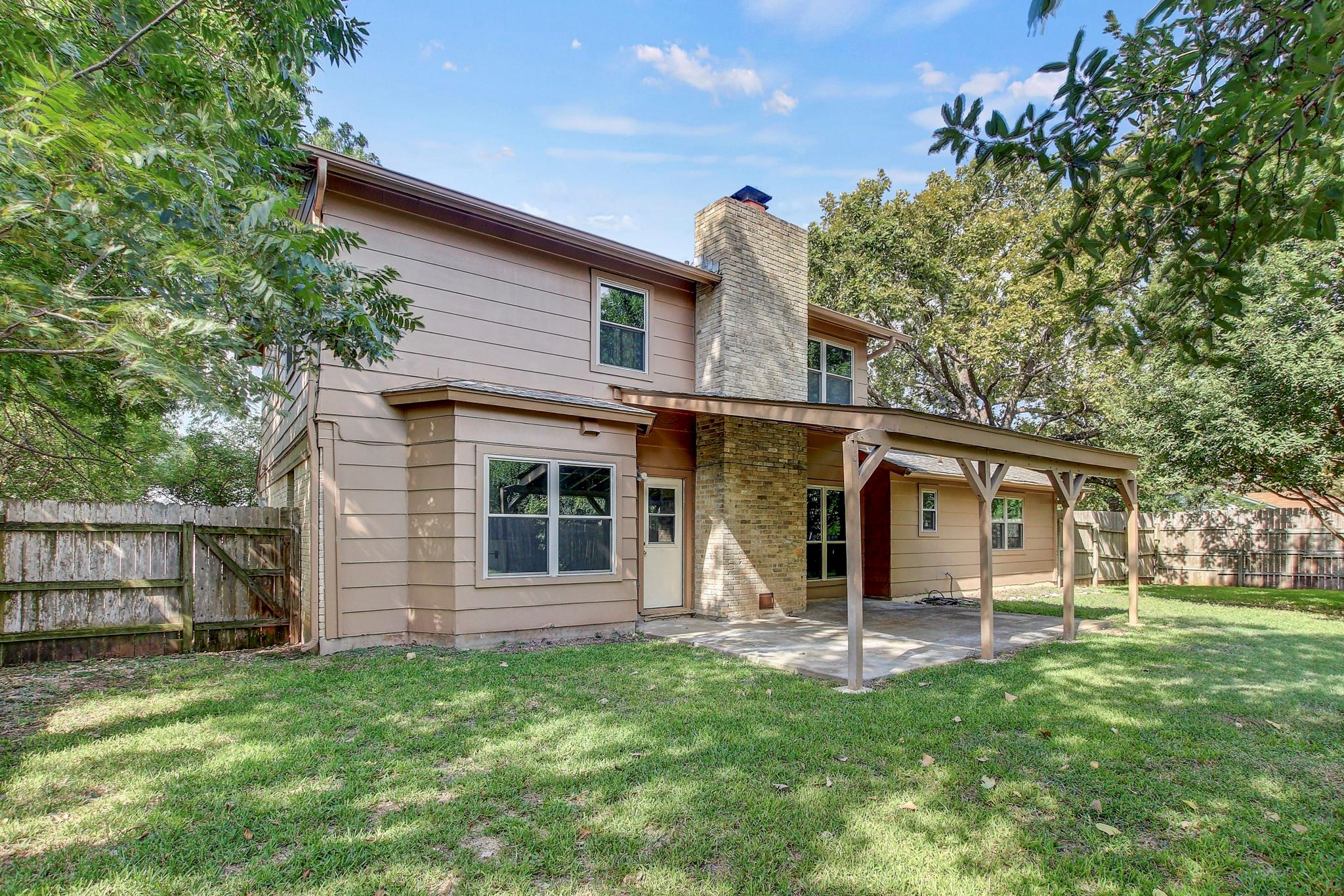 1504 Colony Creek Dr Property Photo 36