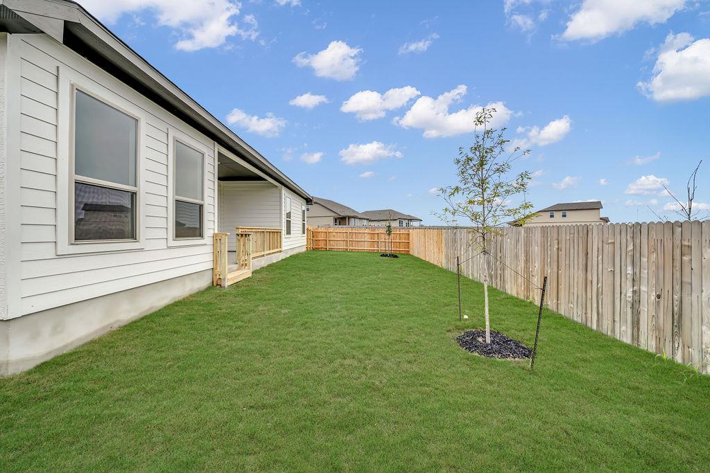 5215 Park Overlook Property Photo 4