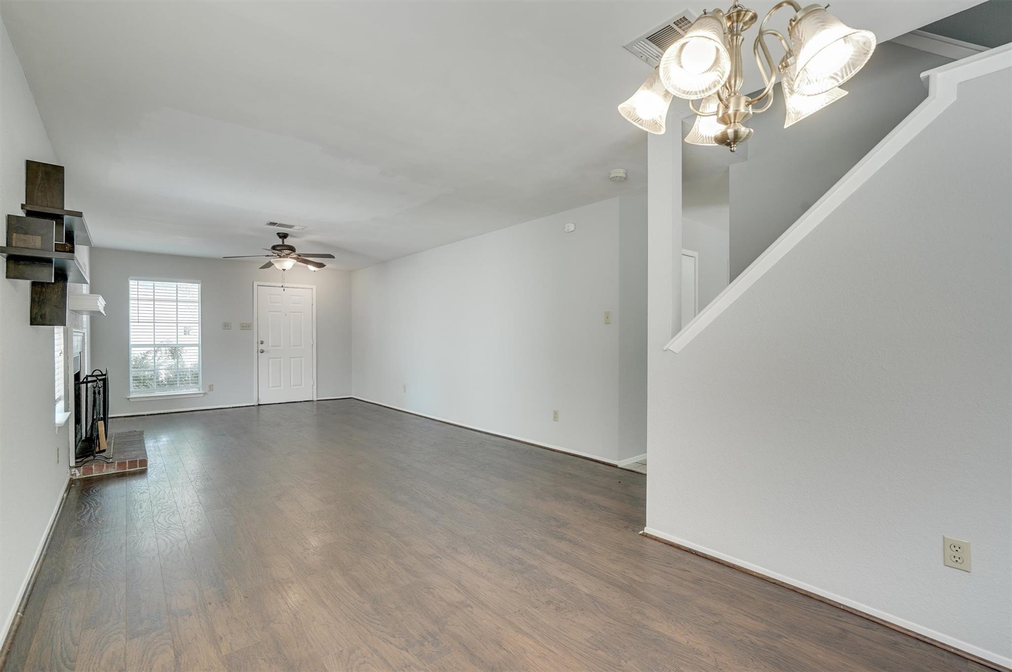 12716 Margit Dr Property Photo 4