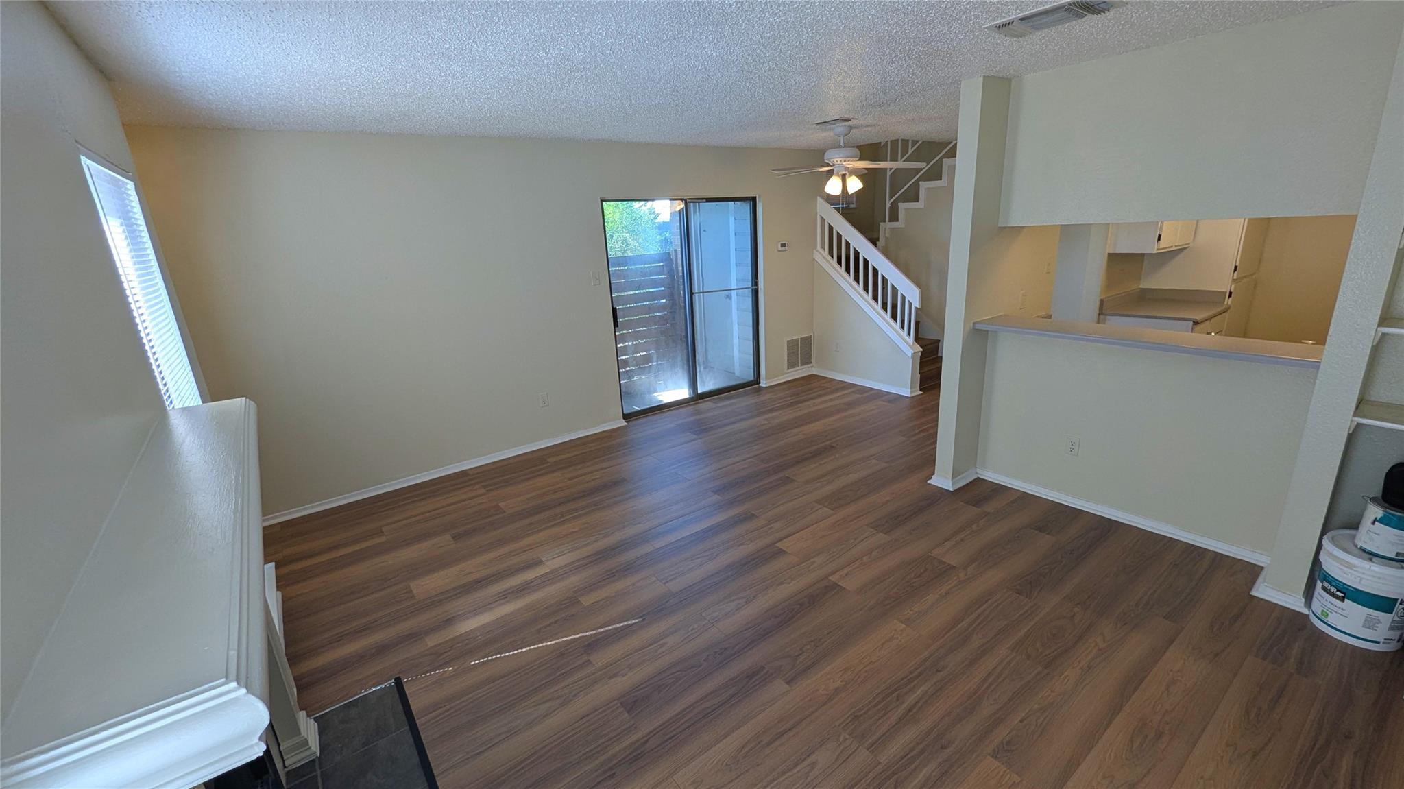 2018 W Rundberg Ln 11c Property Photo 3