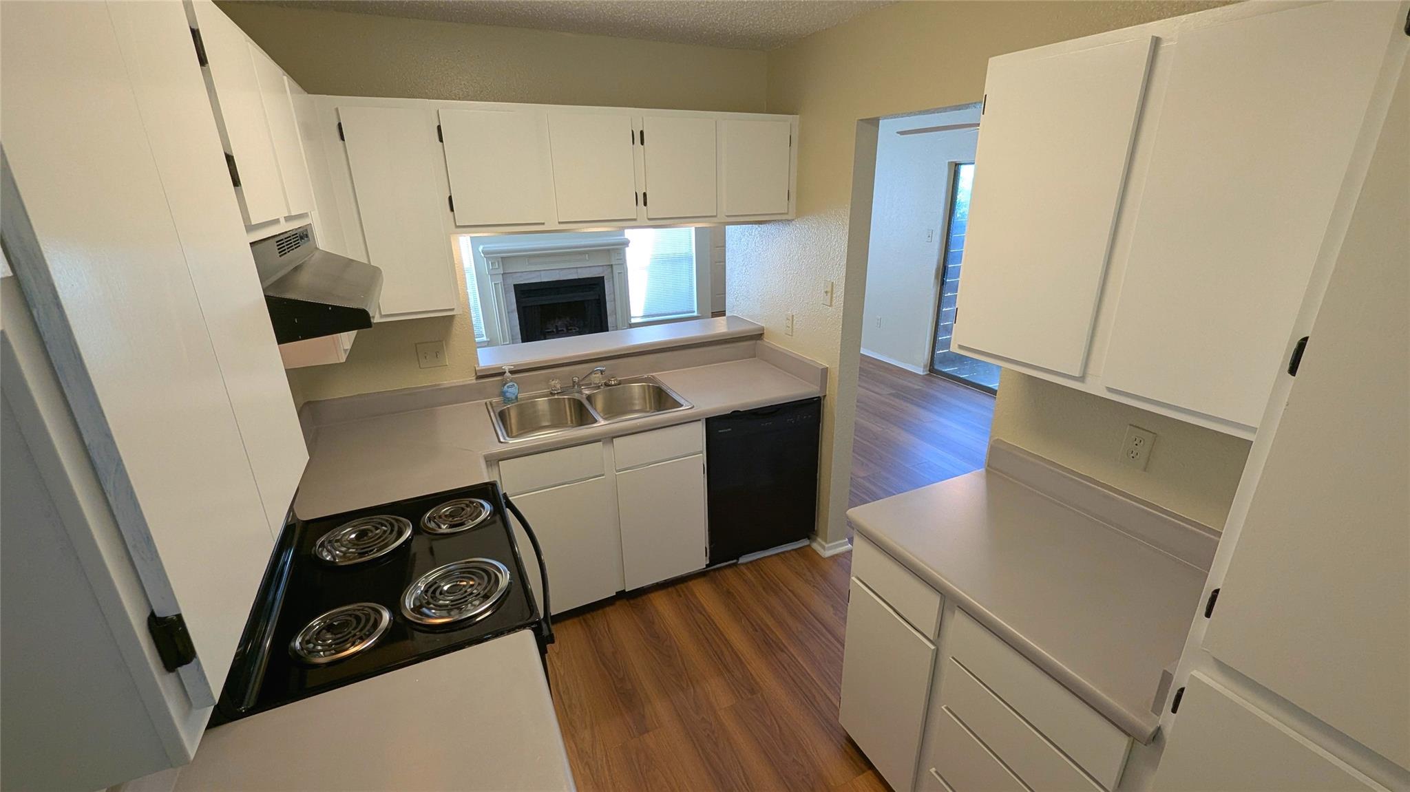 2018 W Rundberg Ln 11c Property Photo 6