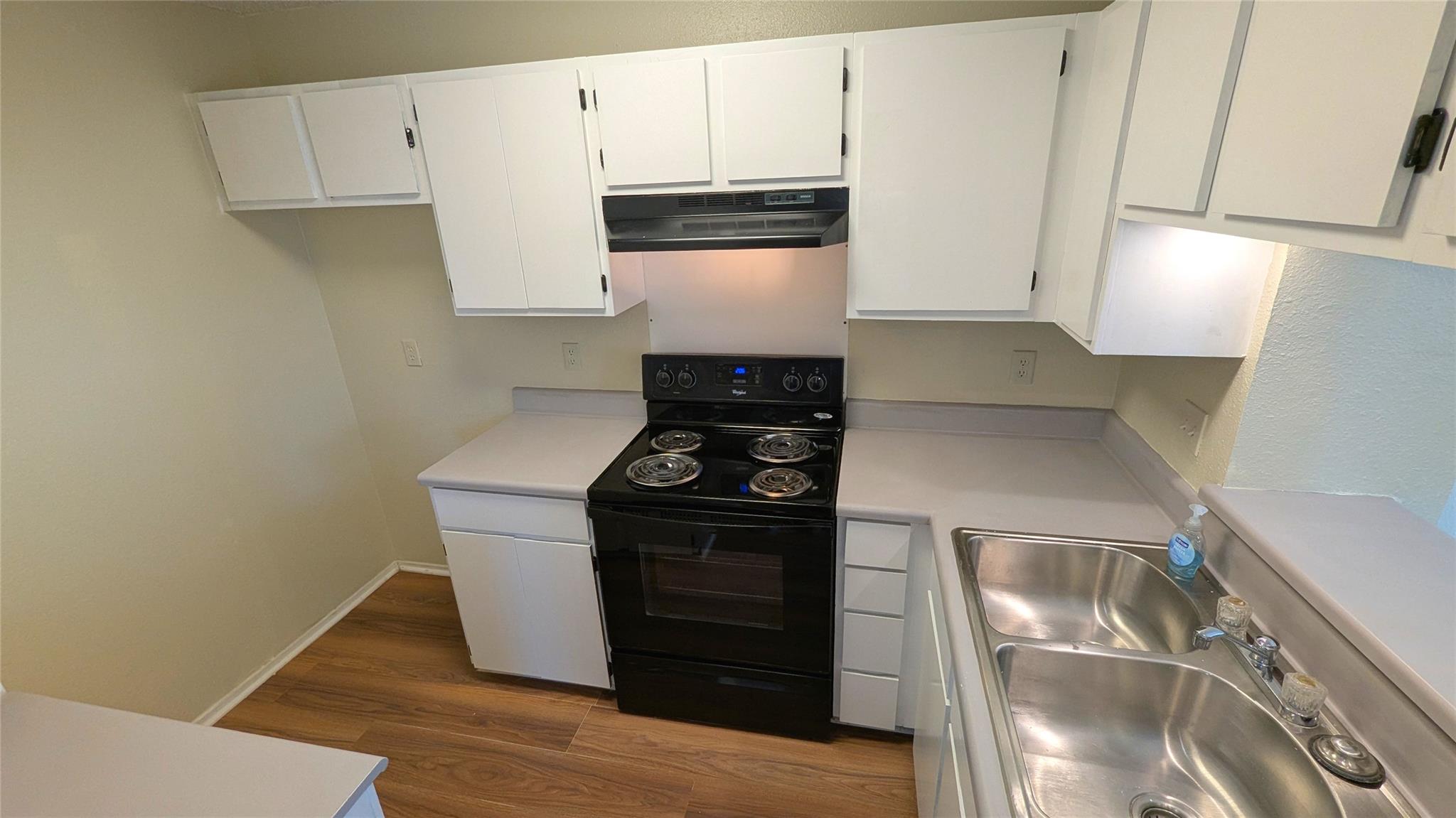 2018 W Rundberg Ln 11c Property Photo 7