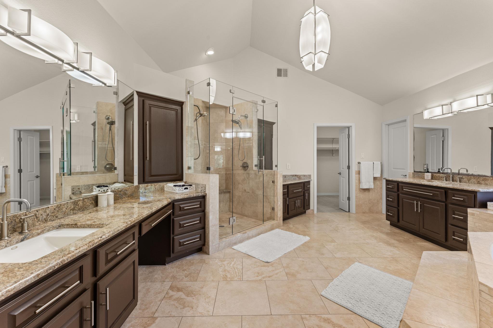 15747 Booth Cir Property Photo 28