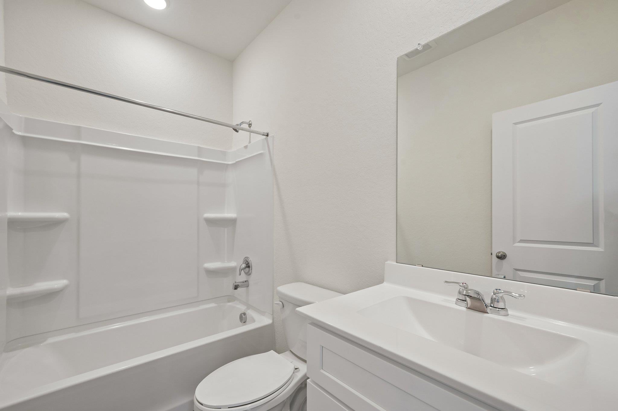 708 Cliff Dr Property Photo 8