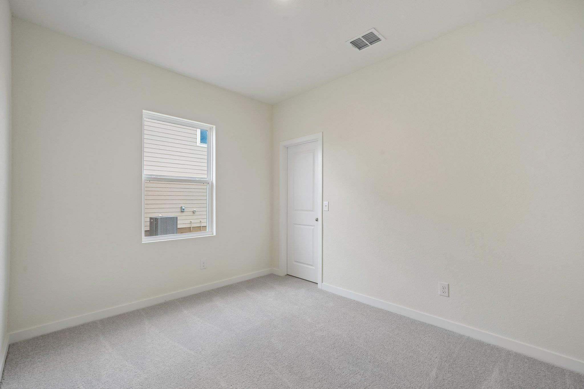 708 Cliff Dr Property Photo 25