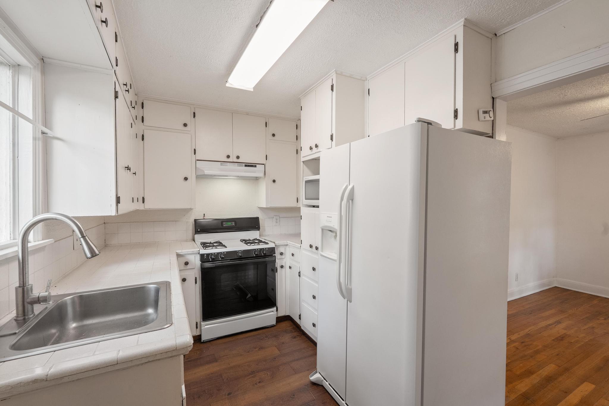 4616 E Cesar Chavez St #1 Property Photo 7