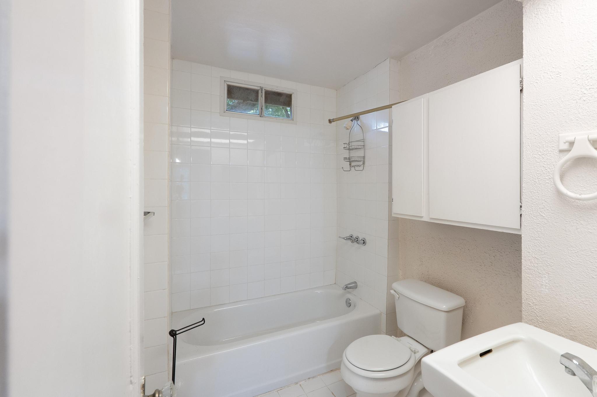 4616 E Cesar Chavez St #1 Property Photo 9