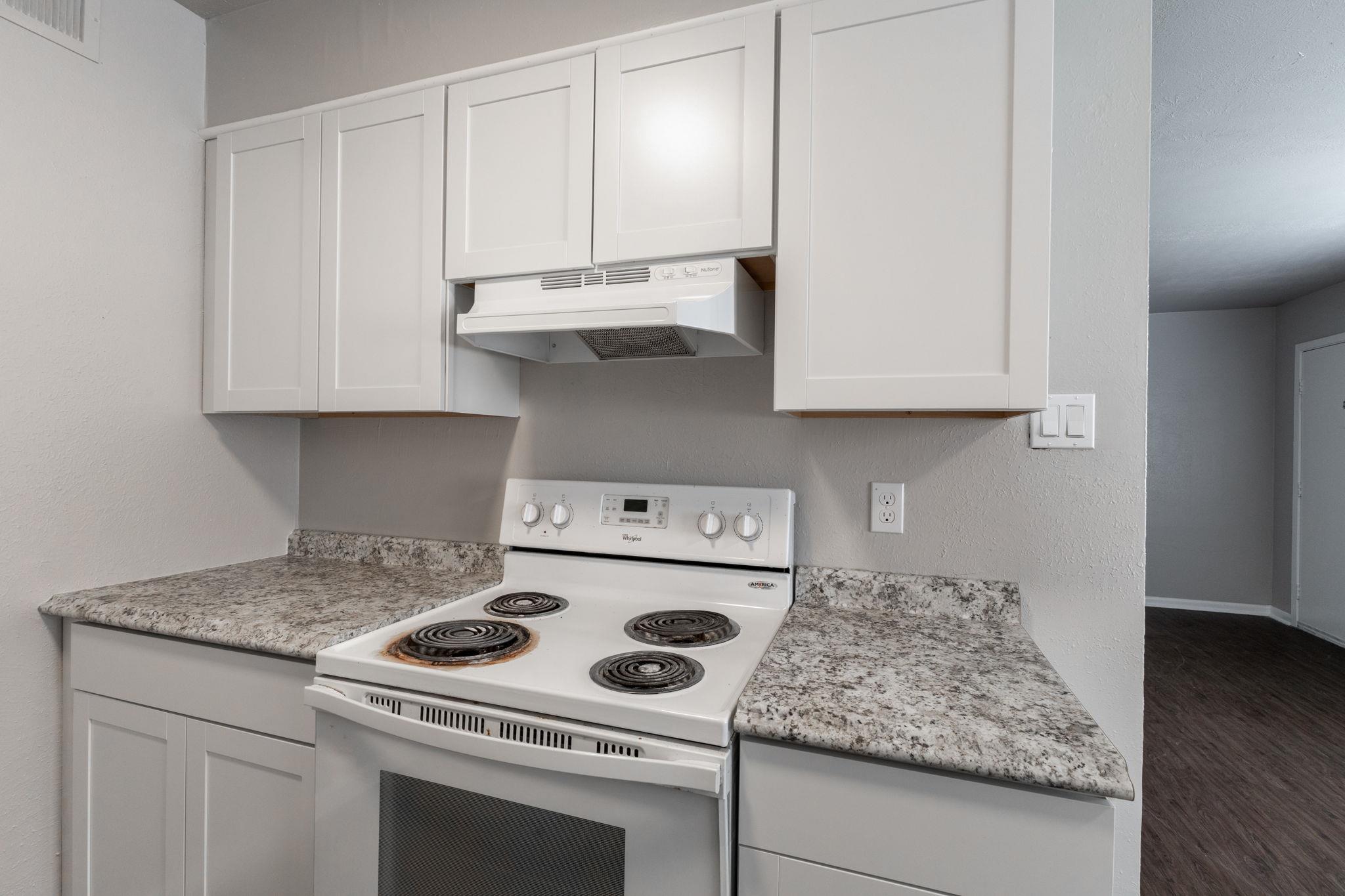 889 & 890 Lake St 889 A&b 890 A&b Property Photo 16