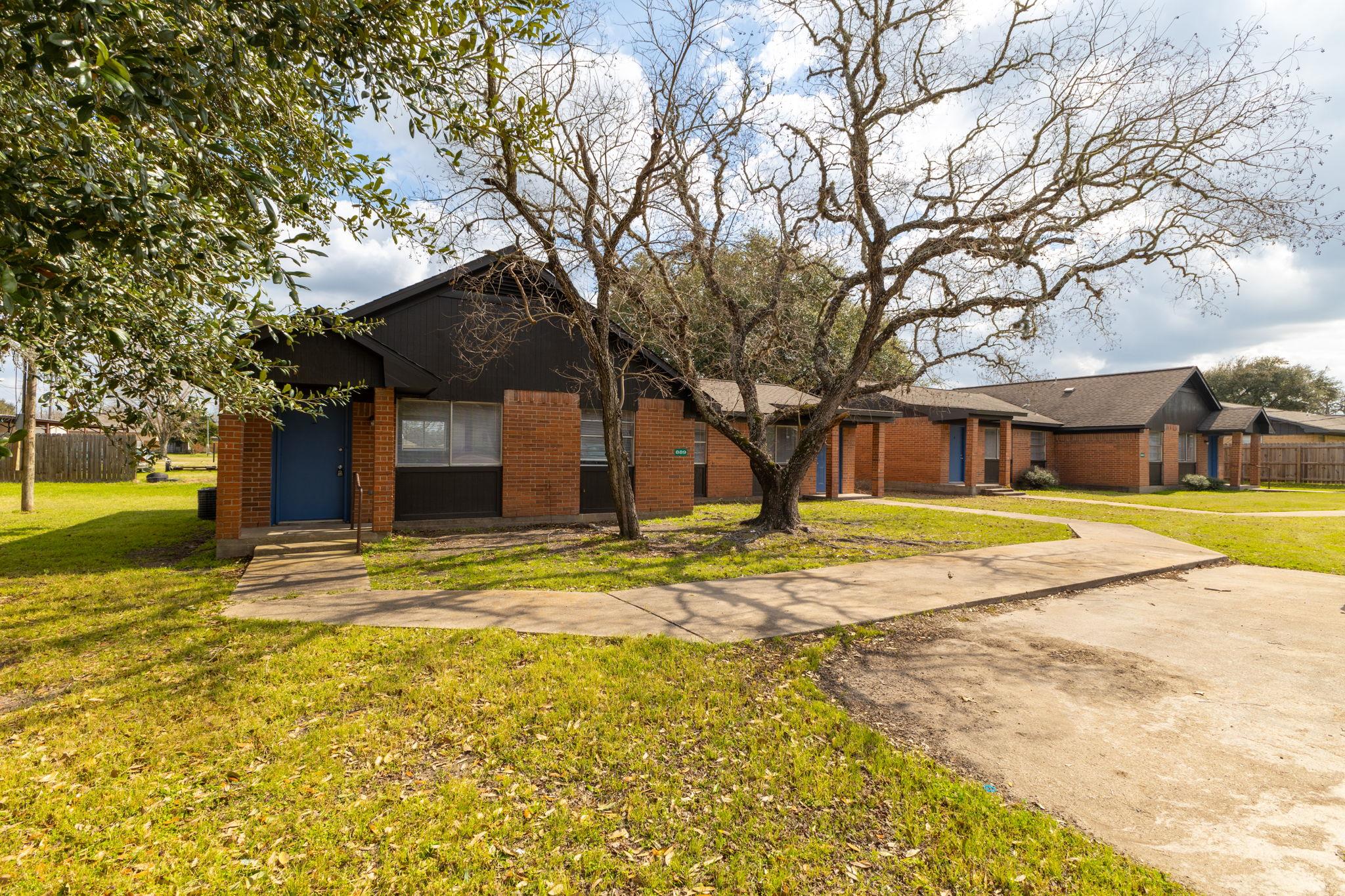 889 & 890 Lake St 889 A&b 890 A&b Property Photo 21