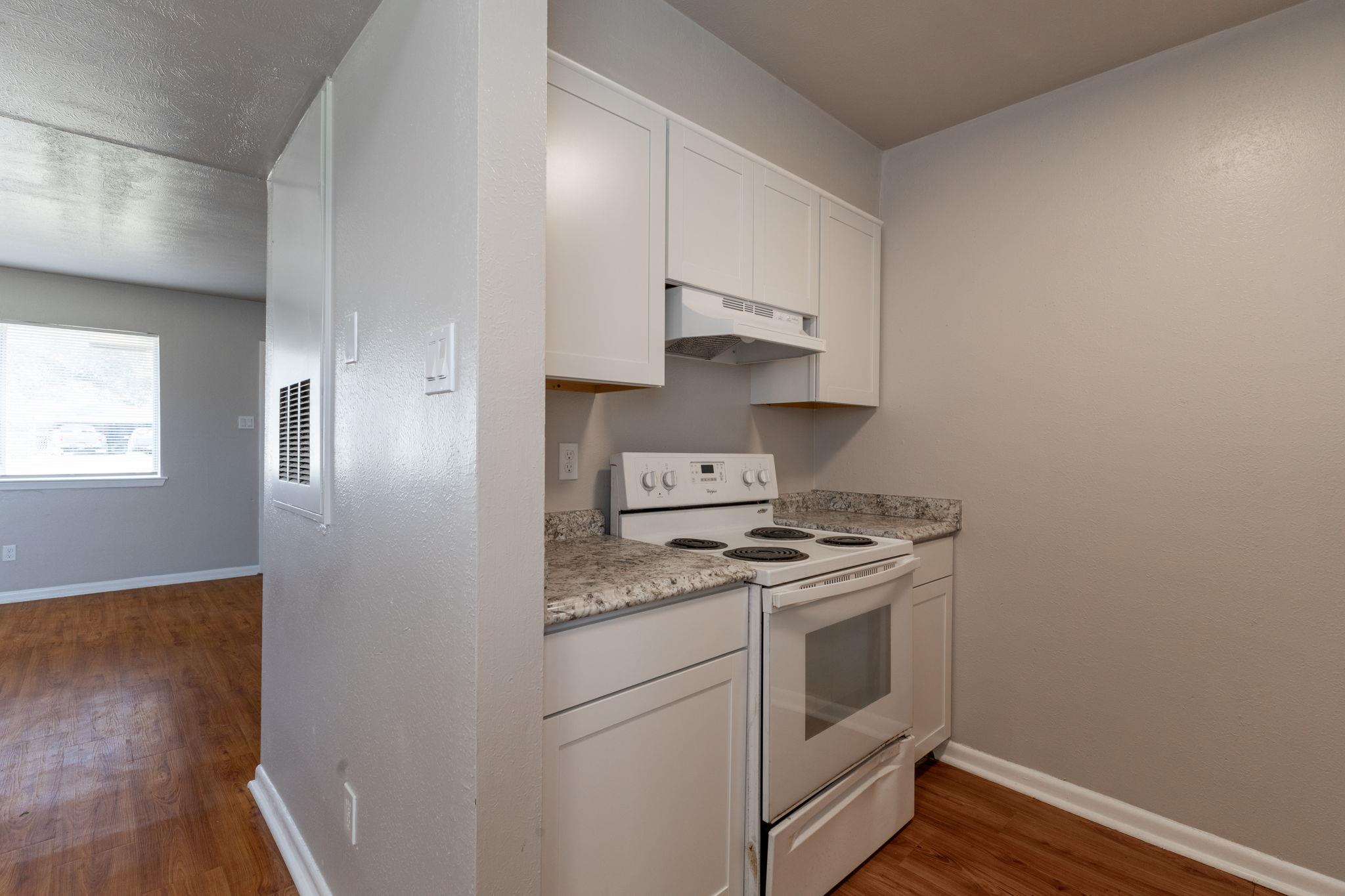 889 & 890 Lake St 889 A&b 890 A&b Property Photo 27