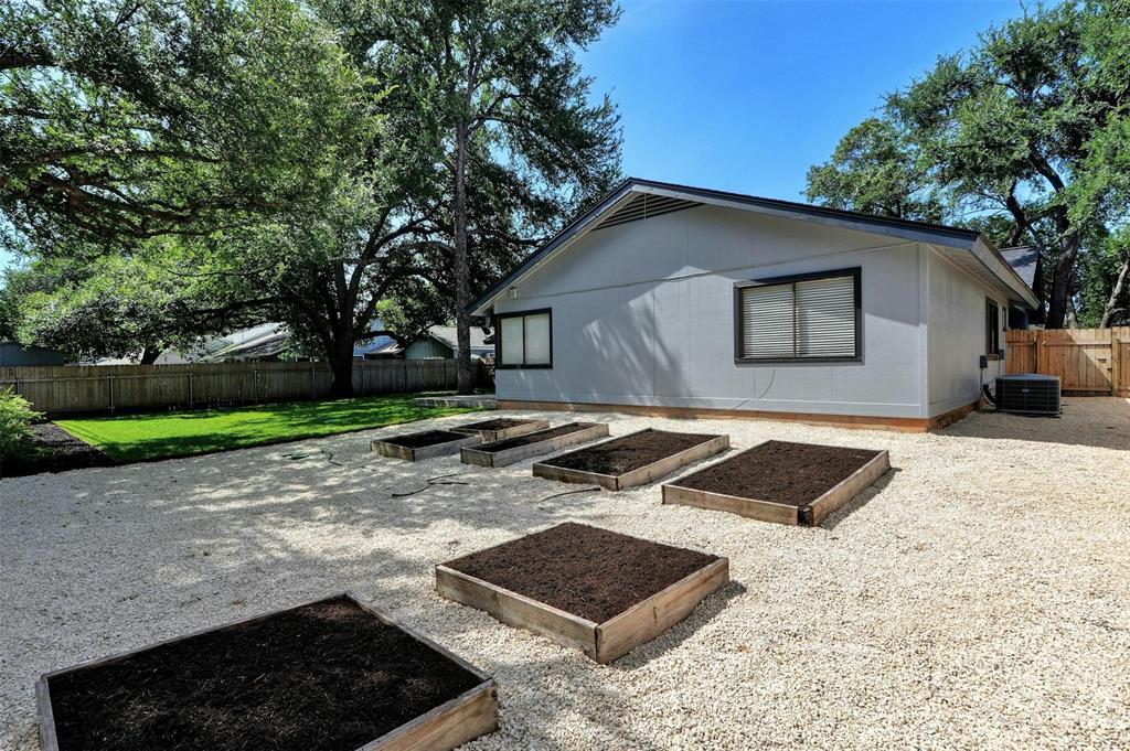 4402 Balcones Woods Dr Property Photo 25