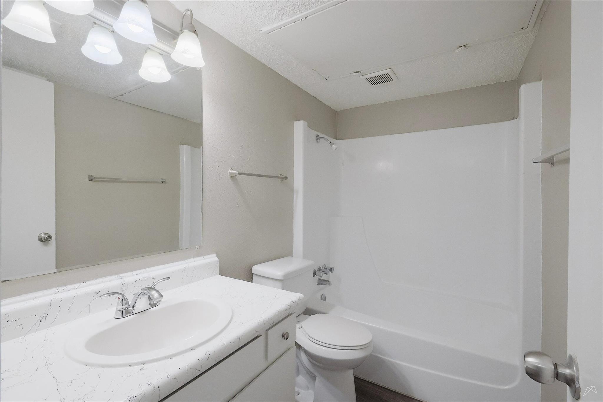 8100 N Mopac Expy #04-215 Property Photo 15