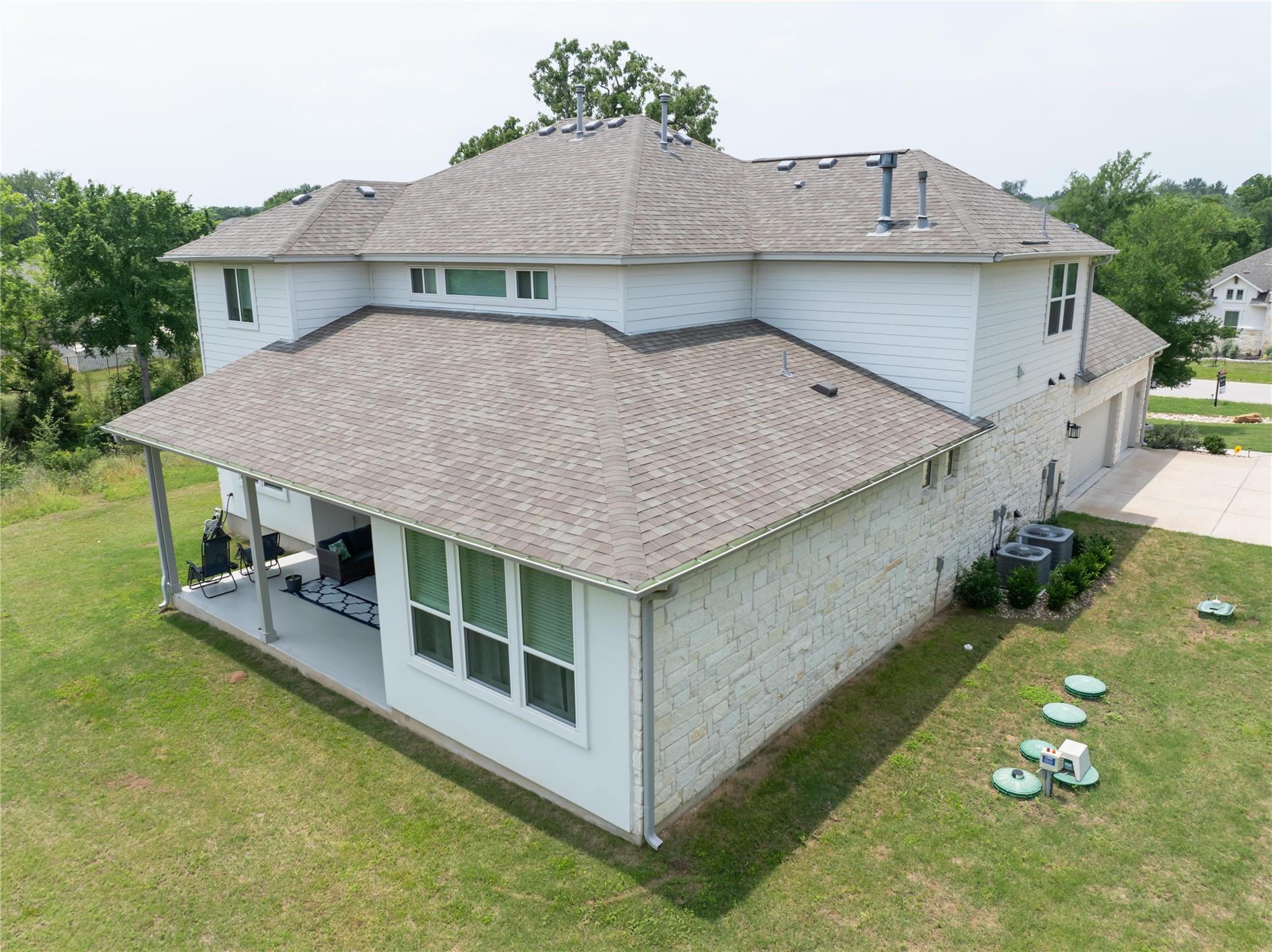 121 Black Talon Ln Property Photo 33