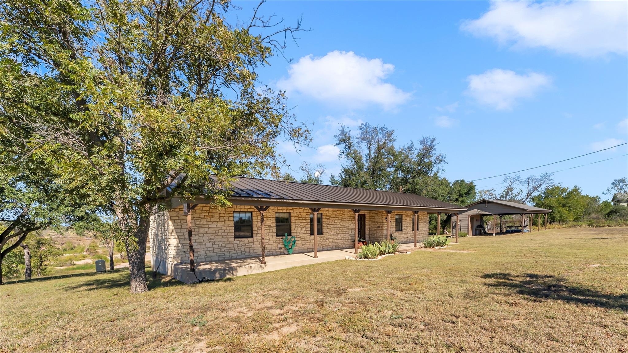 261 Diamond Cross Dr Property Photo 3