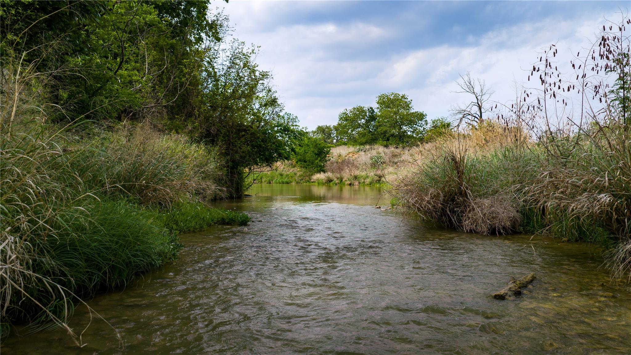 11290 E Us Highway 290 None Property Photo 4