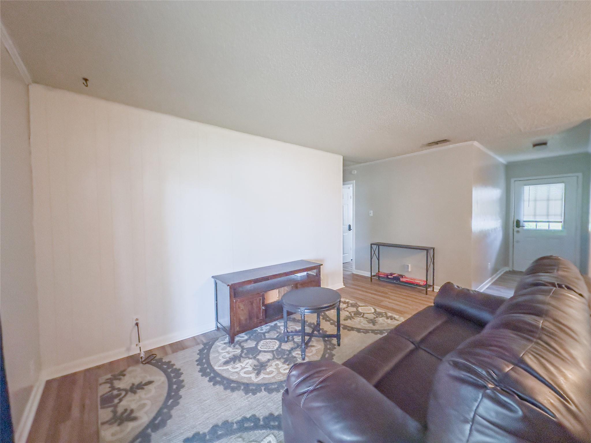 1408 Hammond Dr Property Photo 4