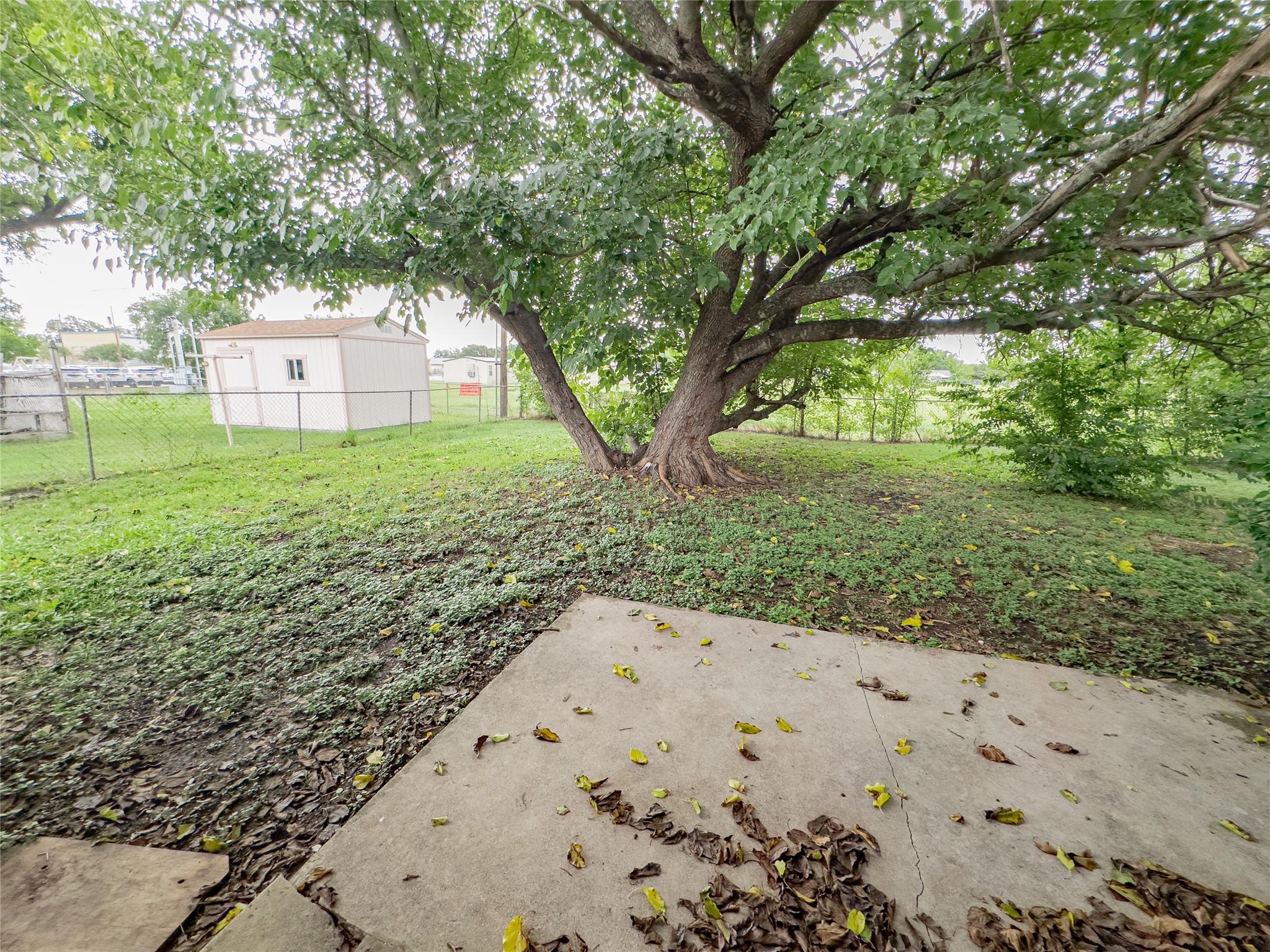 1408 Hammond Dr Property Photo 22