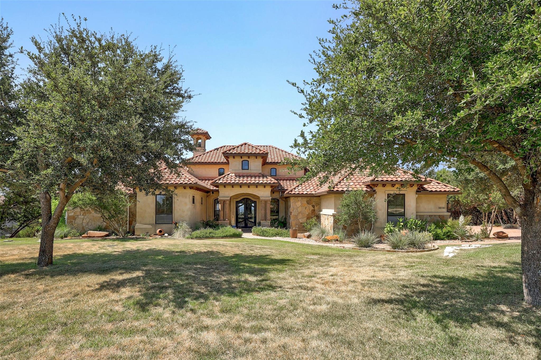 8518479 Property Photo 2