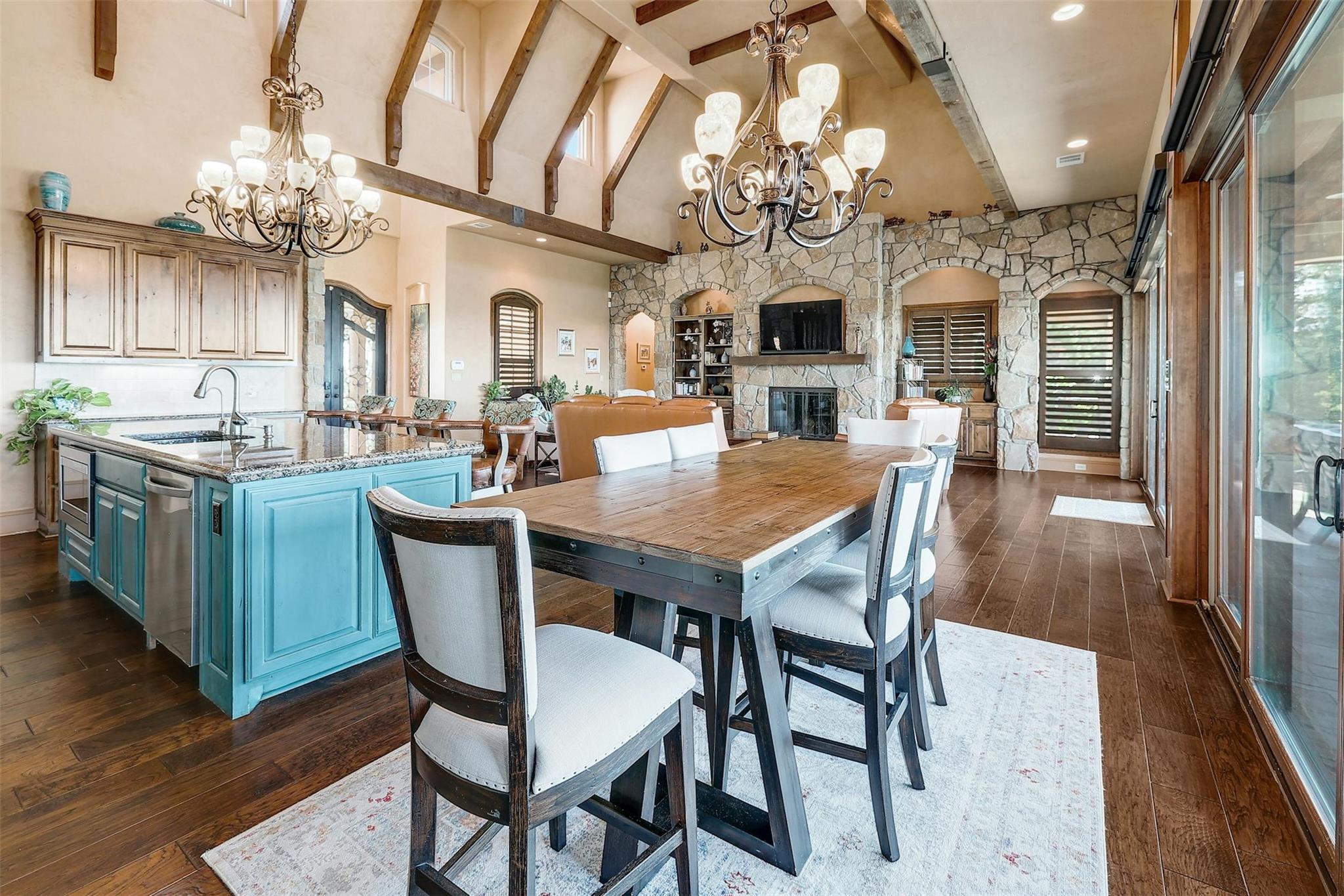 8518479 Property Photo 6