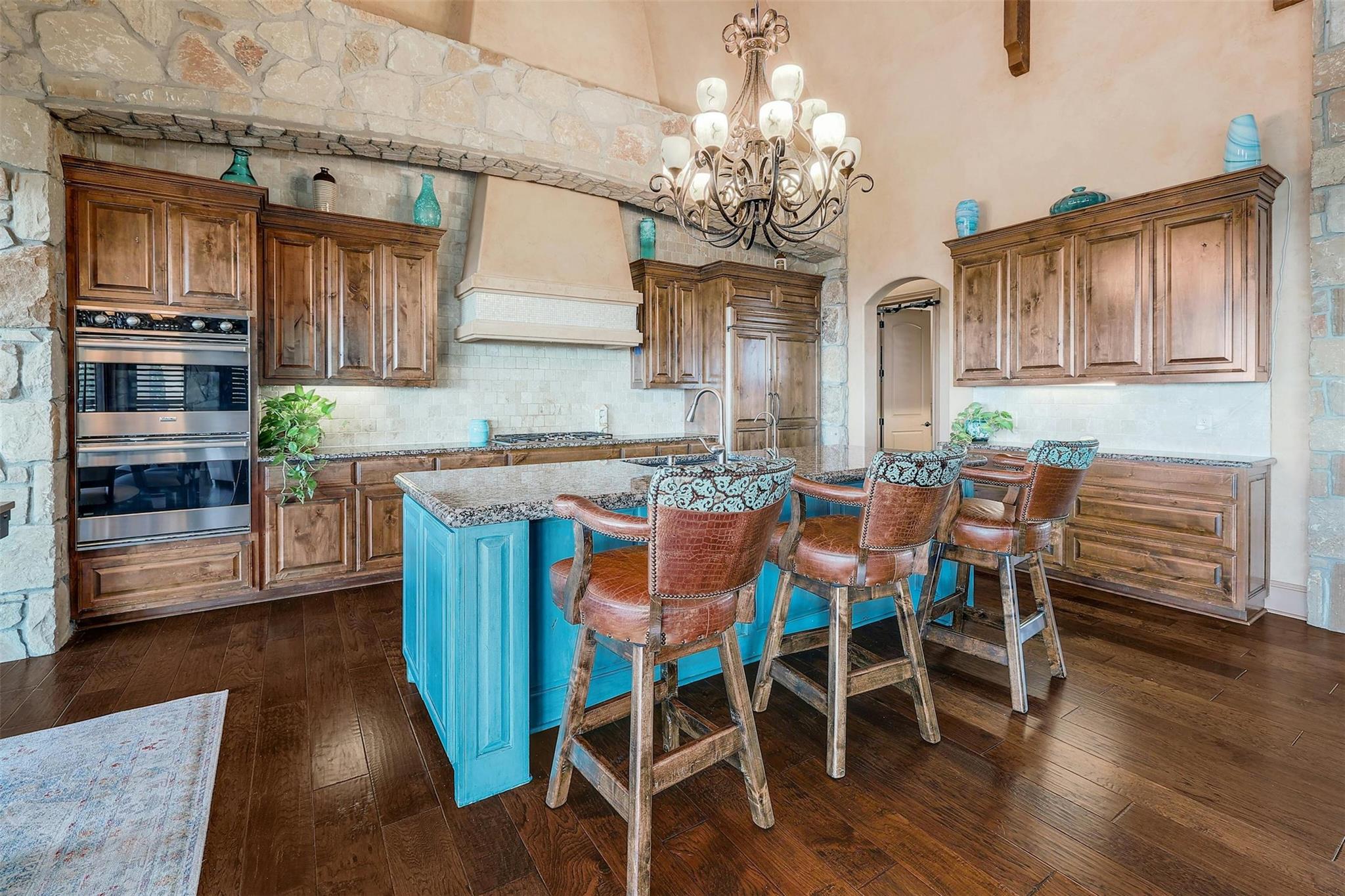 8518479 Property Photo 7