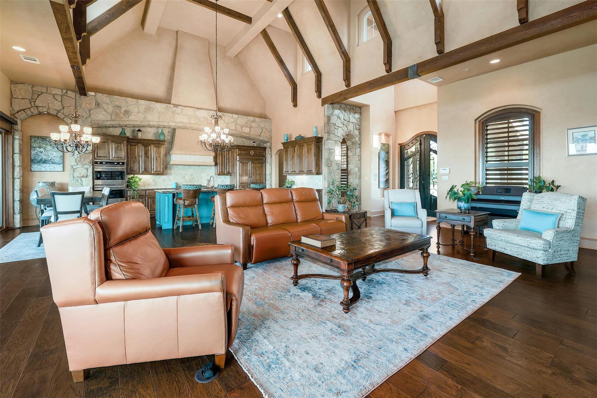 8518479 Property Photo 11