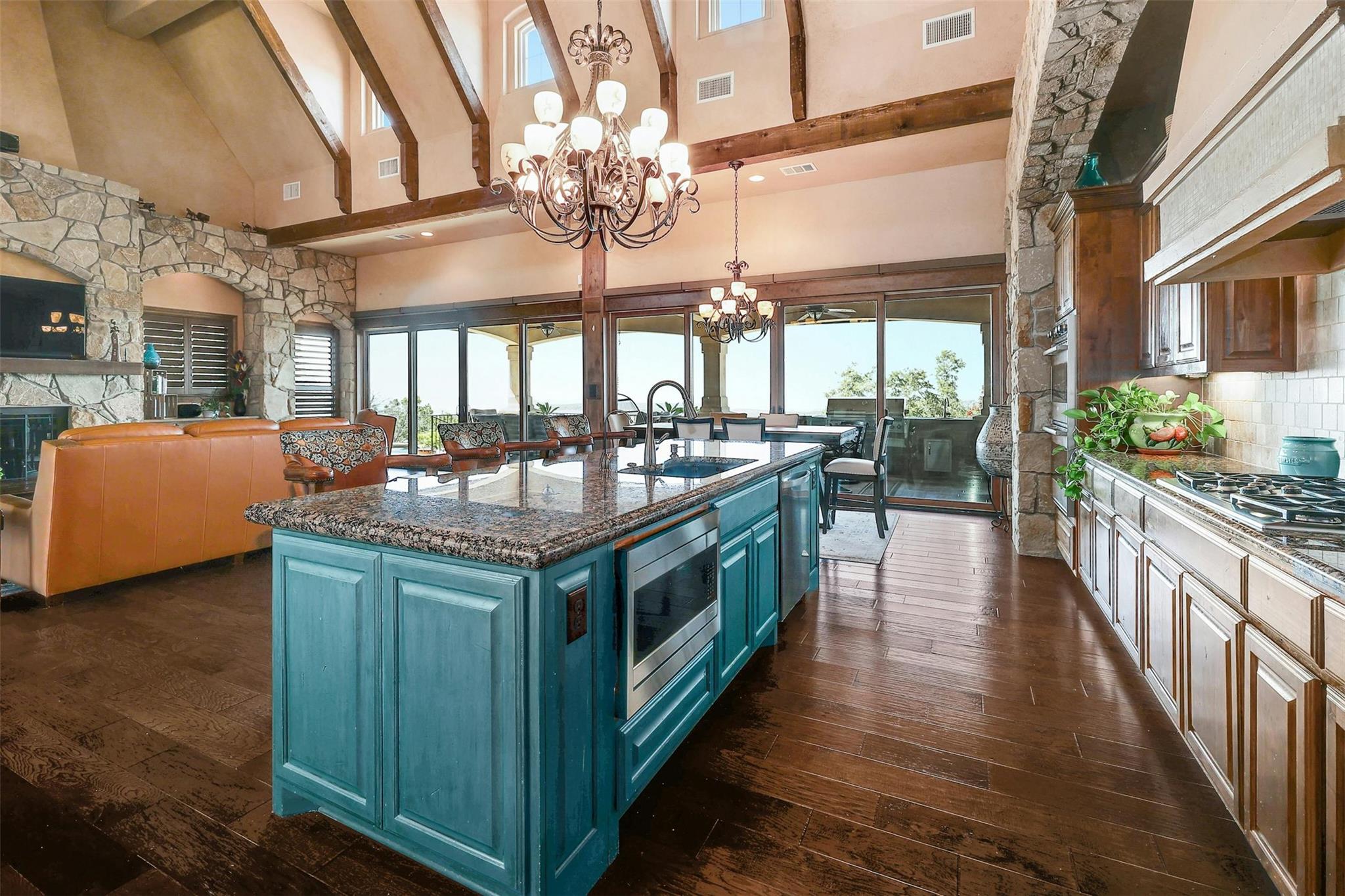 8518479 Property Photo 13