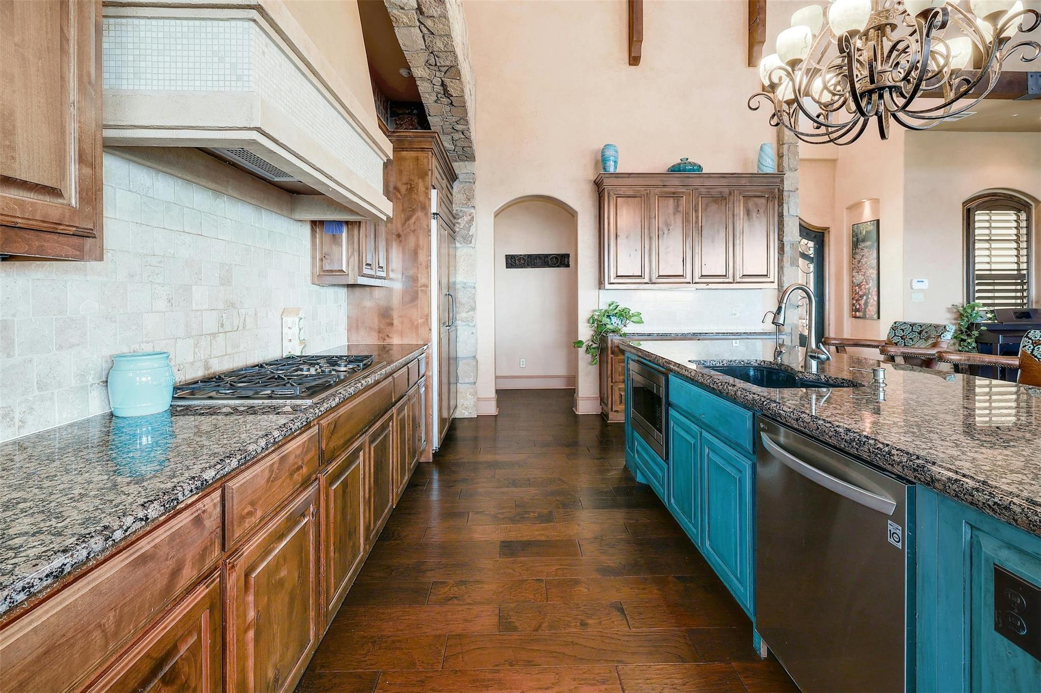 8518479 Property Photo 20