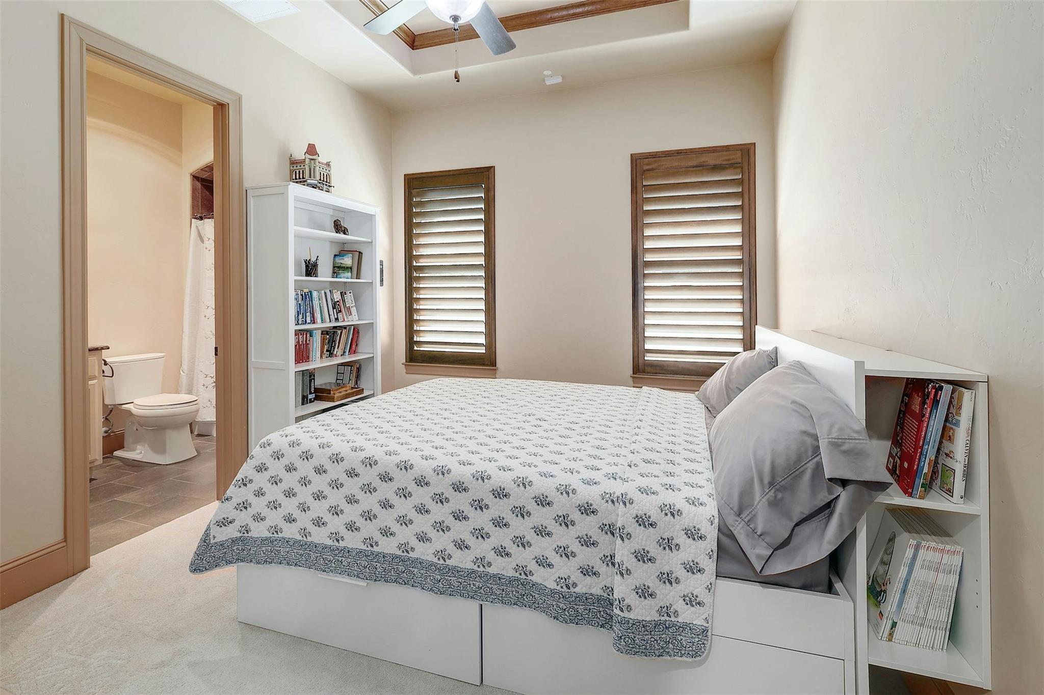 8518479 Property Photo 22