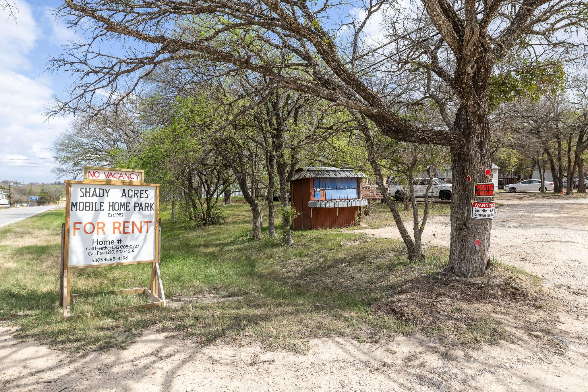 5805 Blue Bluff Rd Property Photo 1