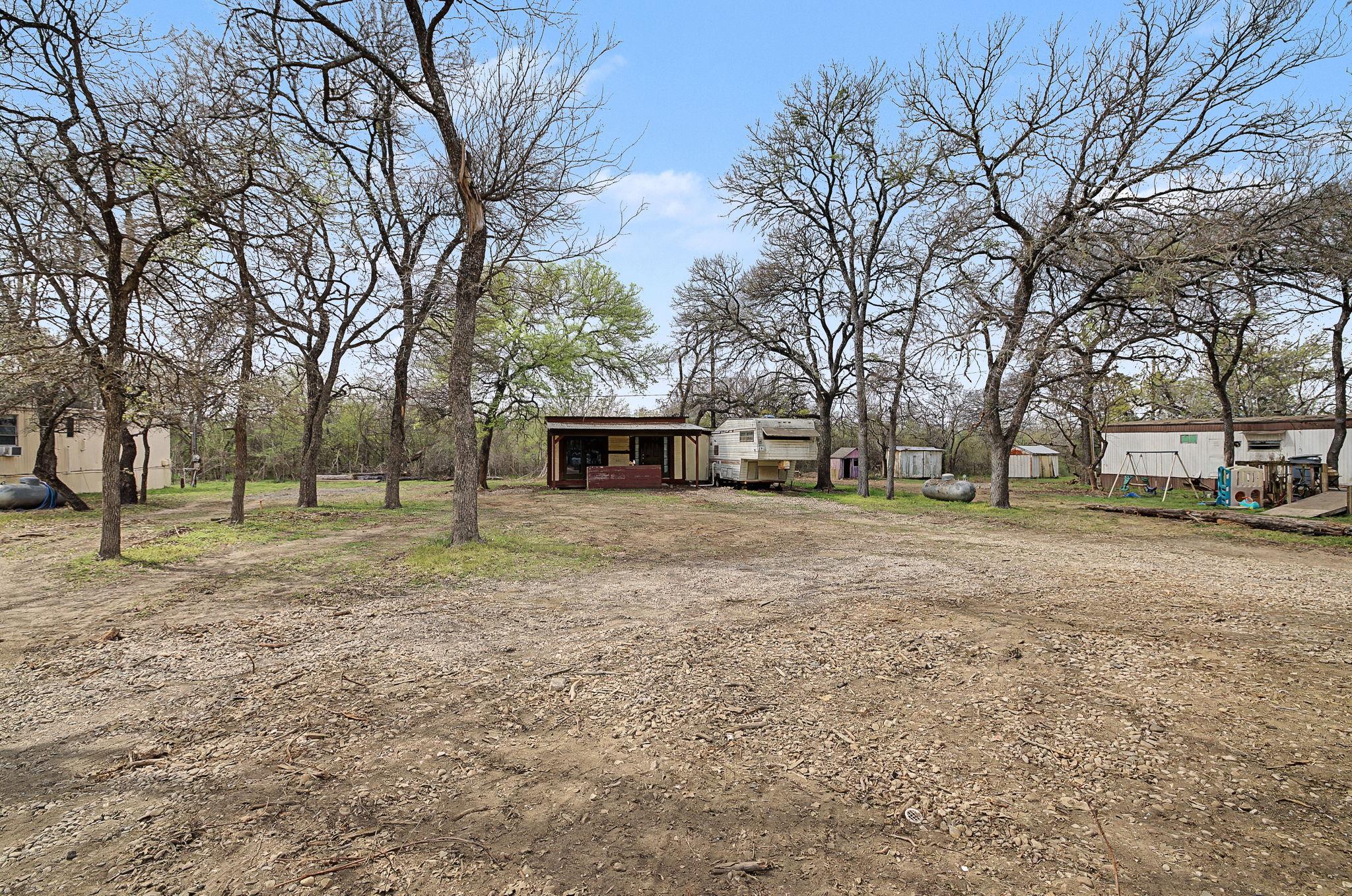 5805 Blue Bluff Rd Property Photo 10