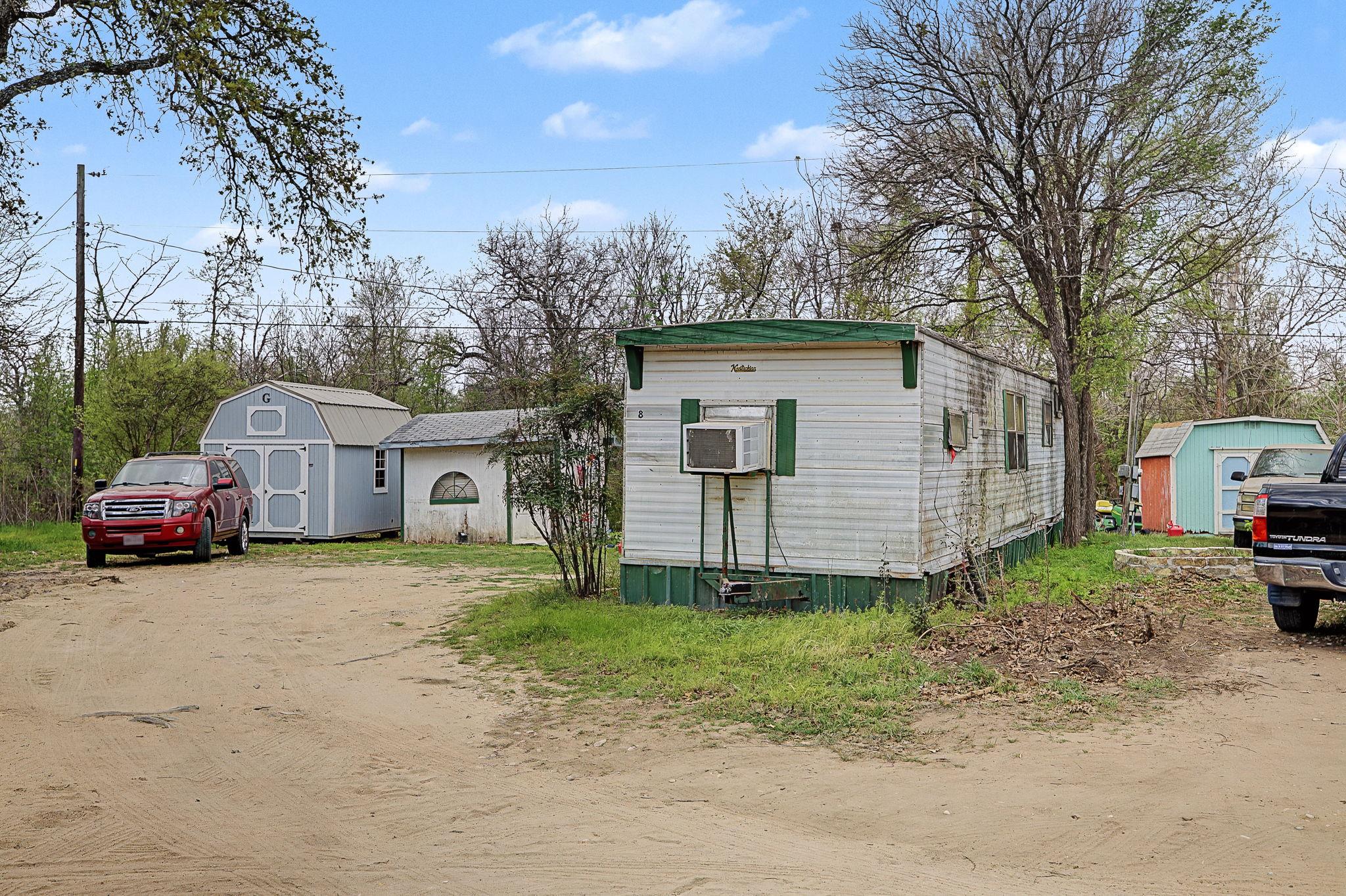 5805 Blue Bluff Rd Property Photo 16